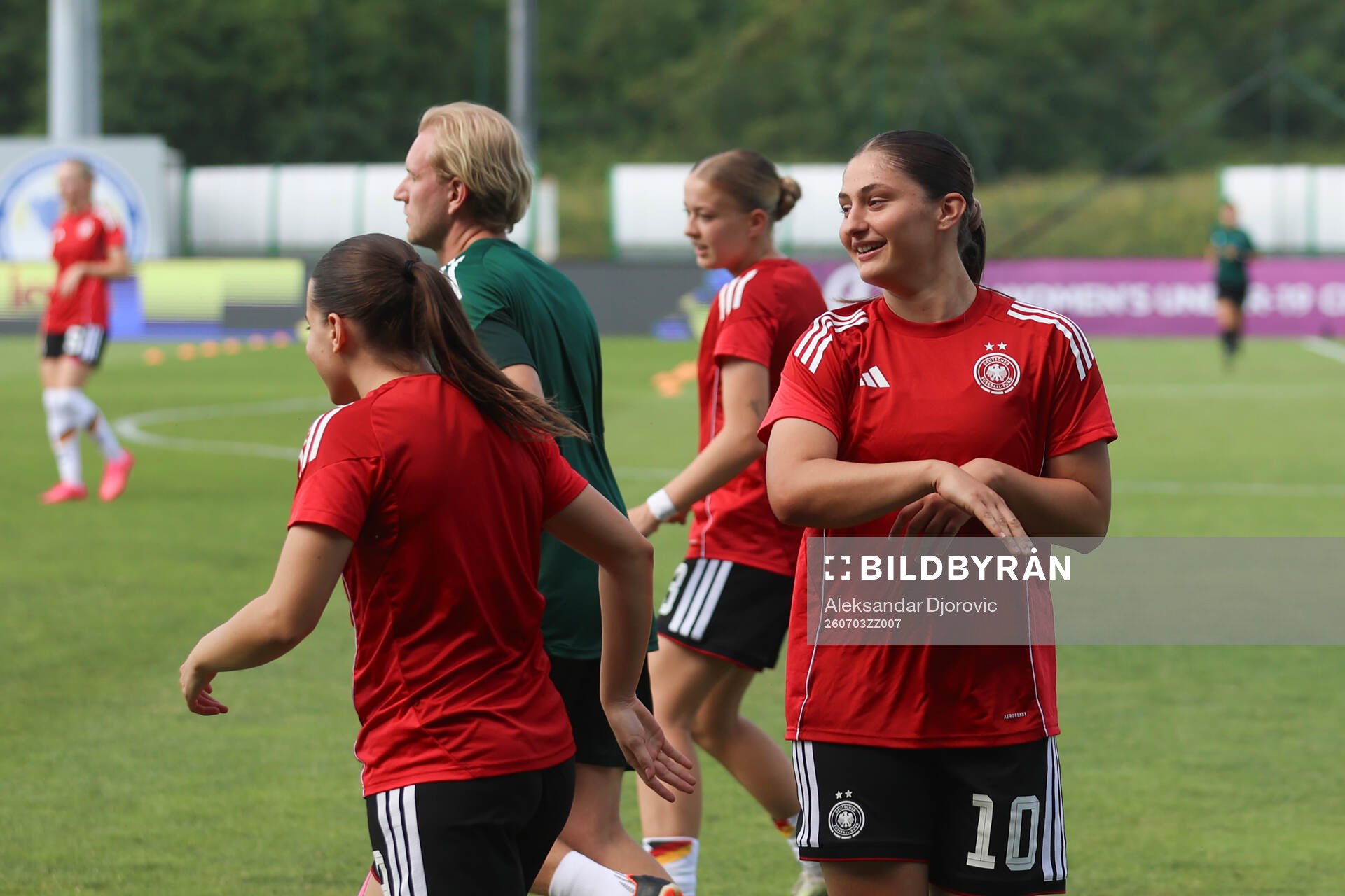 Elira Terakaj of Germany warm up