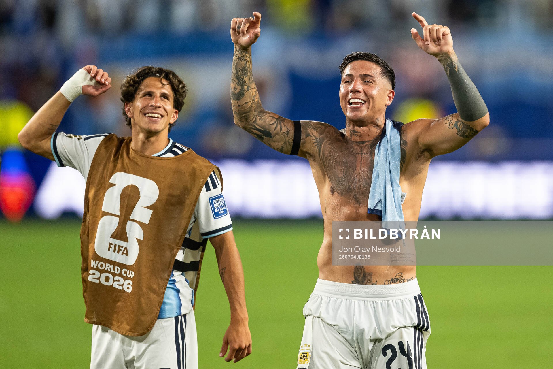 Giuliano Simeone and Enzo Fernandez of Argentina celebrate