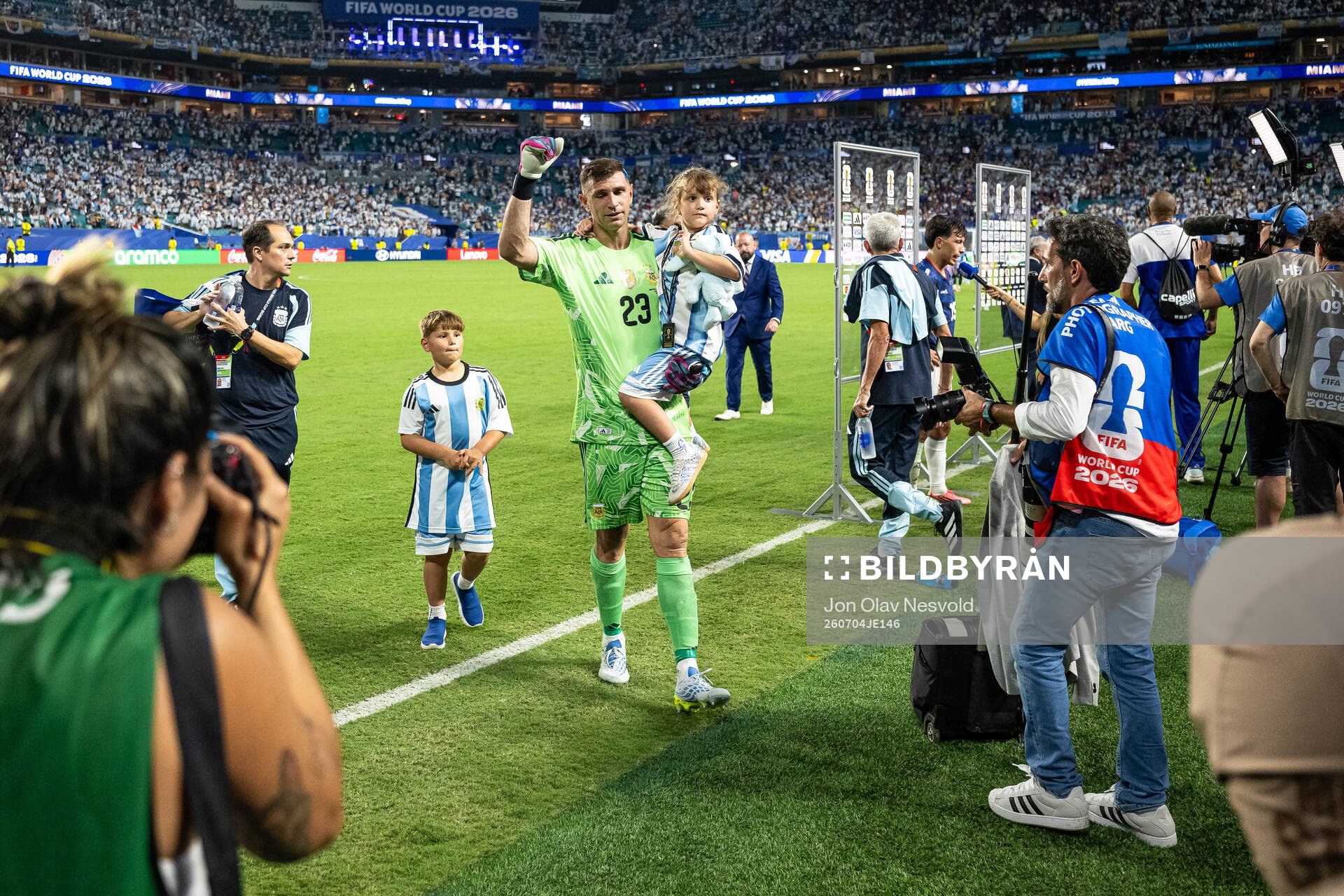 Goalkeeper Emiliano Martinez of Argentina