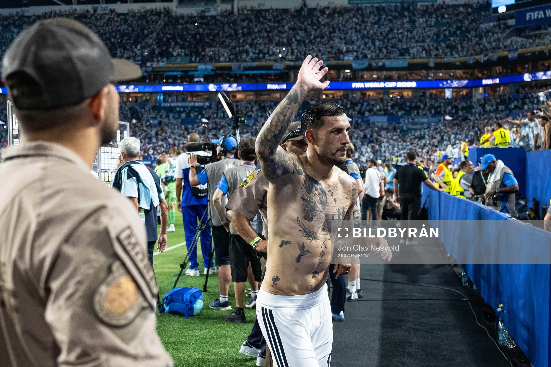 Leandro Paredes of Argentina