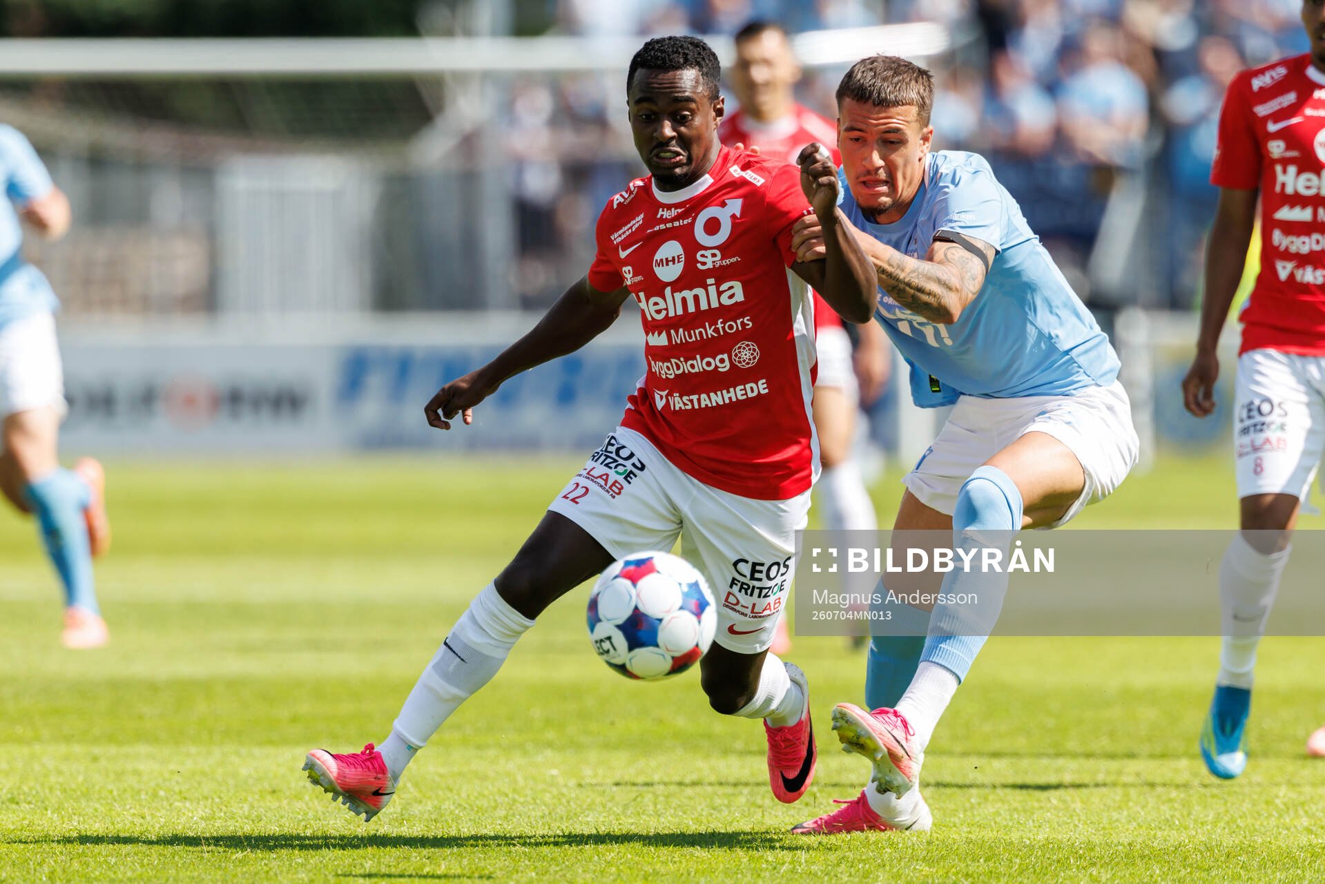 Degerfors Nahom Netabay och Malmö FFs Noah Åstrand John