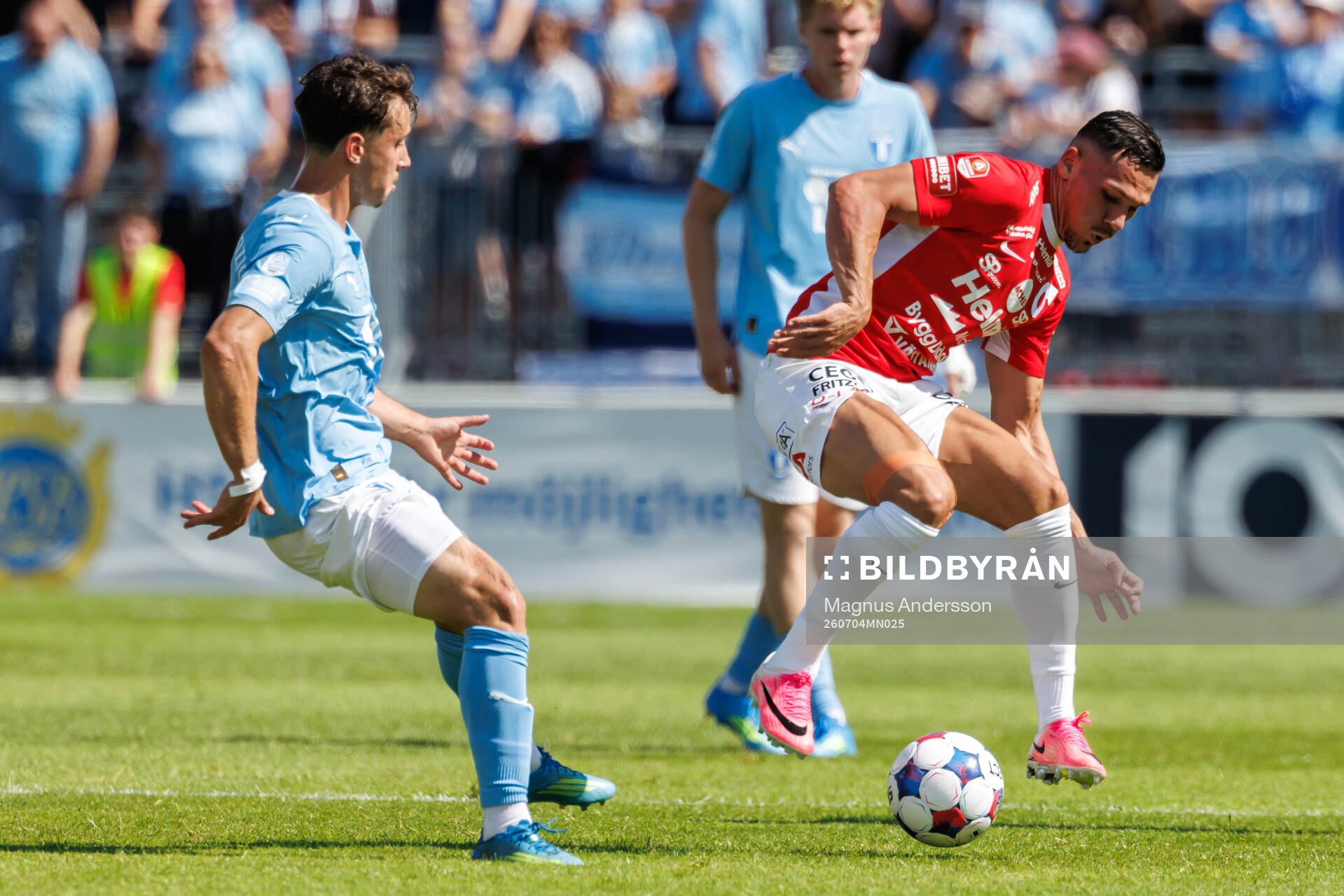 Malmö FFs Kenan Busuladzic och Degerfors Arman Taranis