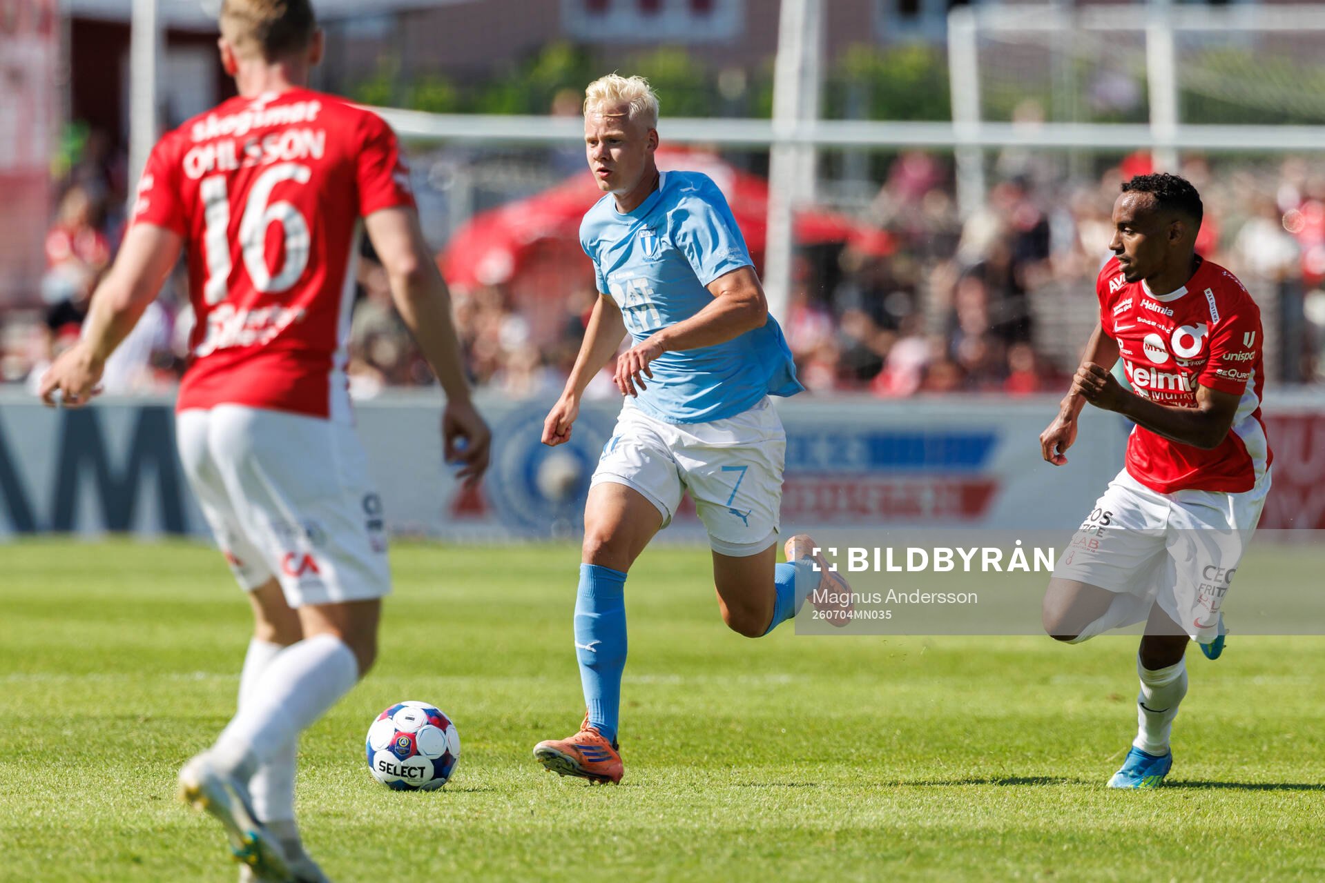 Malmö FFs Otto Rosengren och Degerfors Bilal Hussein