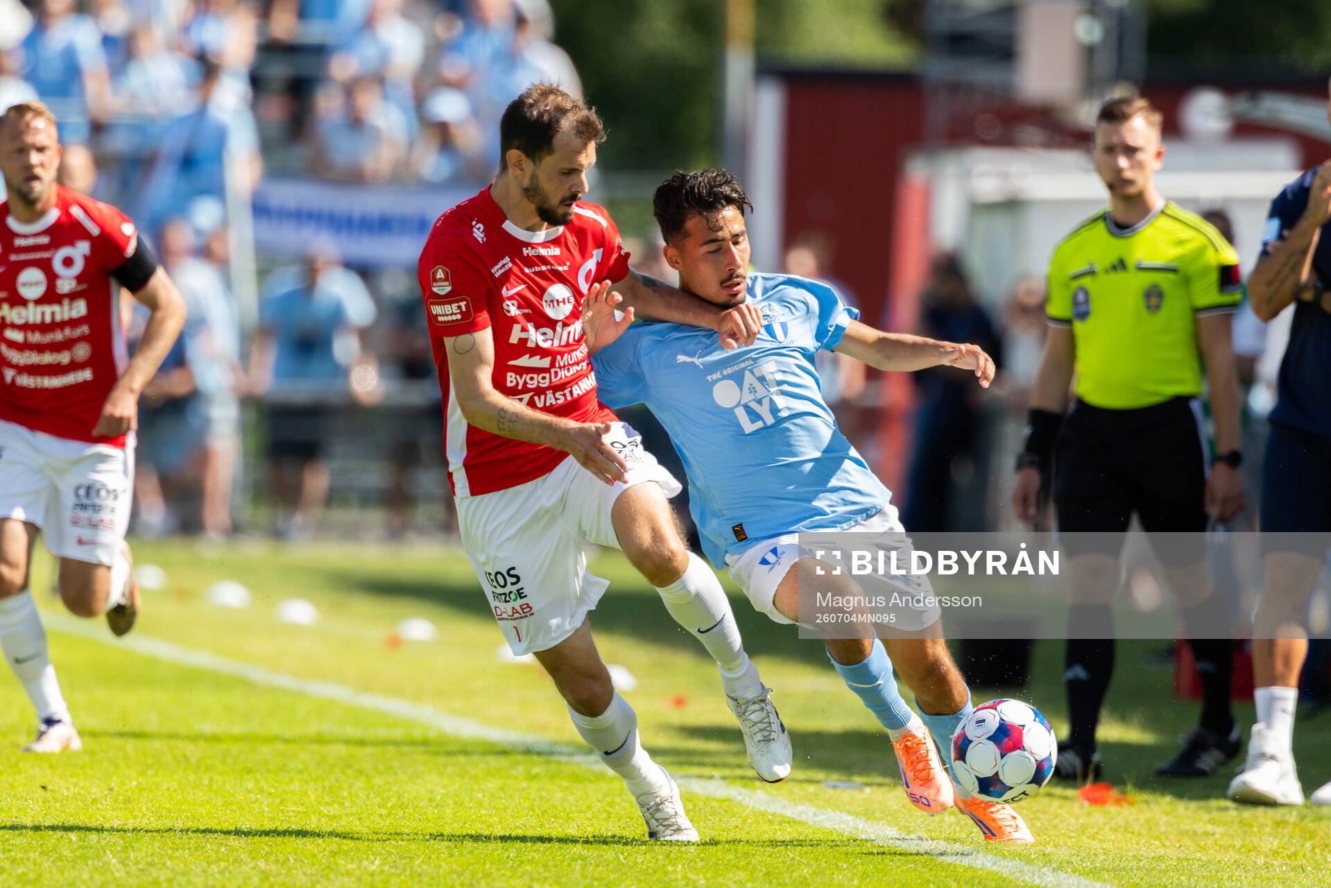 Degerfors Sebastian Ohlsson och Malmö FFs Adrian Skogmar