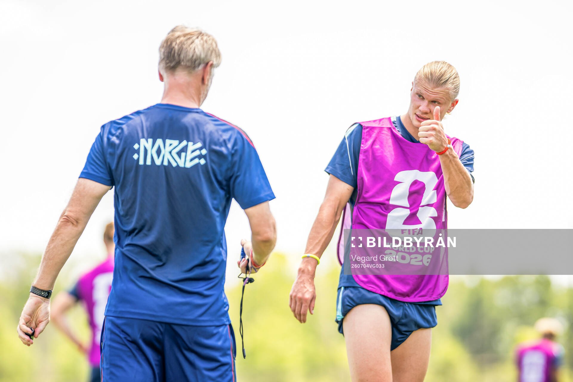 Assistant coach Kent Bergersen and Erling Braut Haaland of