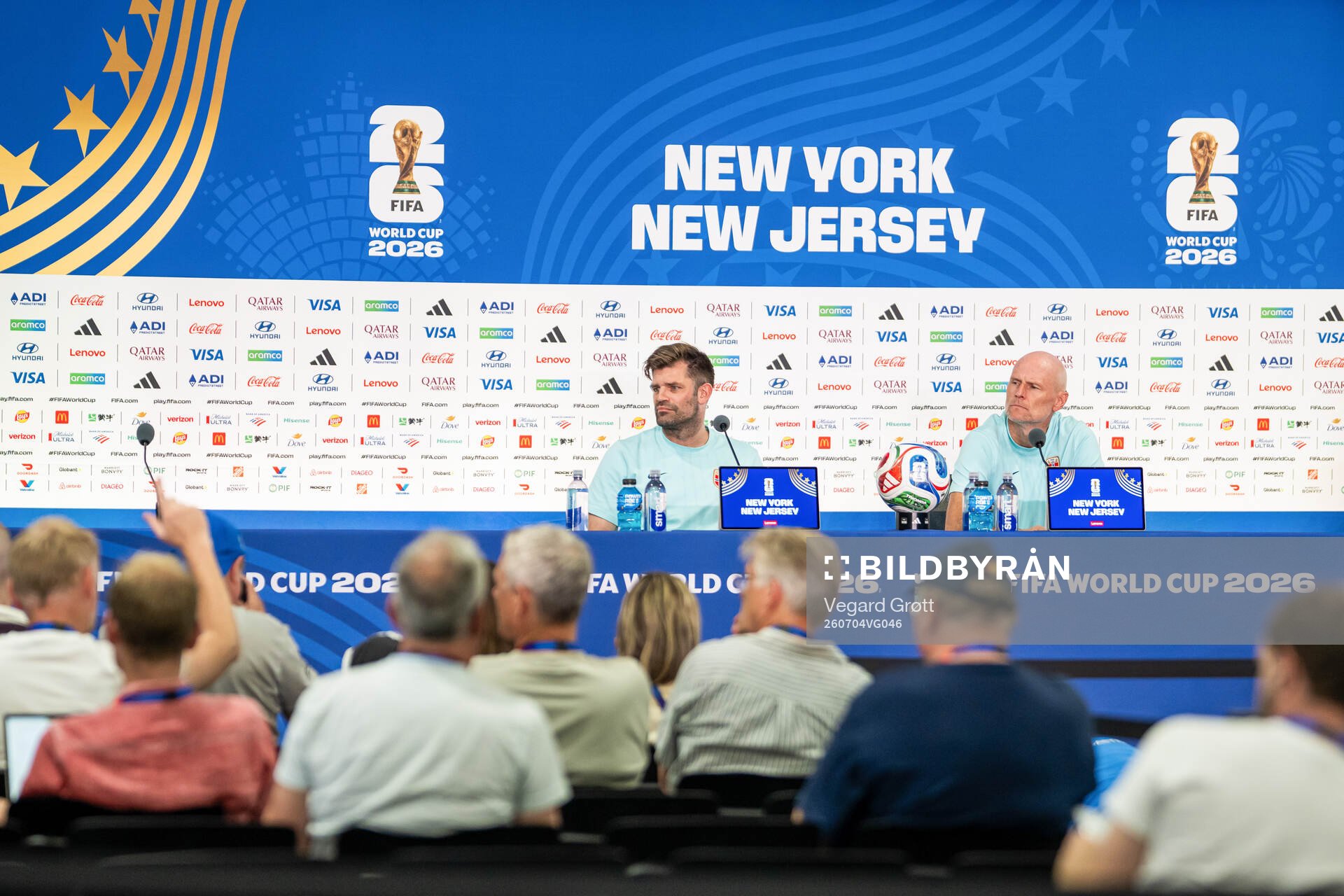 Press officer Morten Morisbak Skjønsberg and head coach
