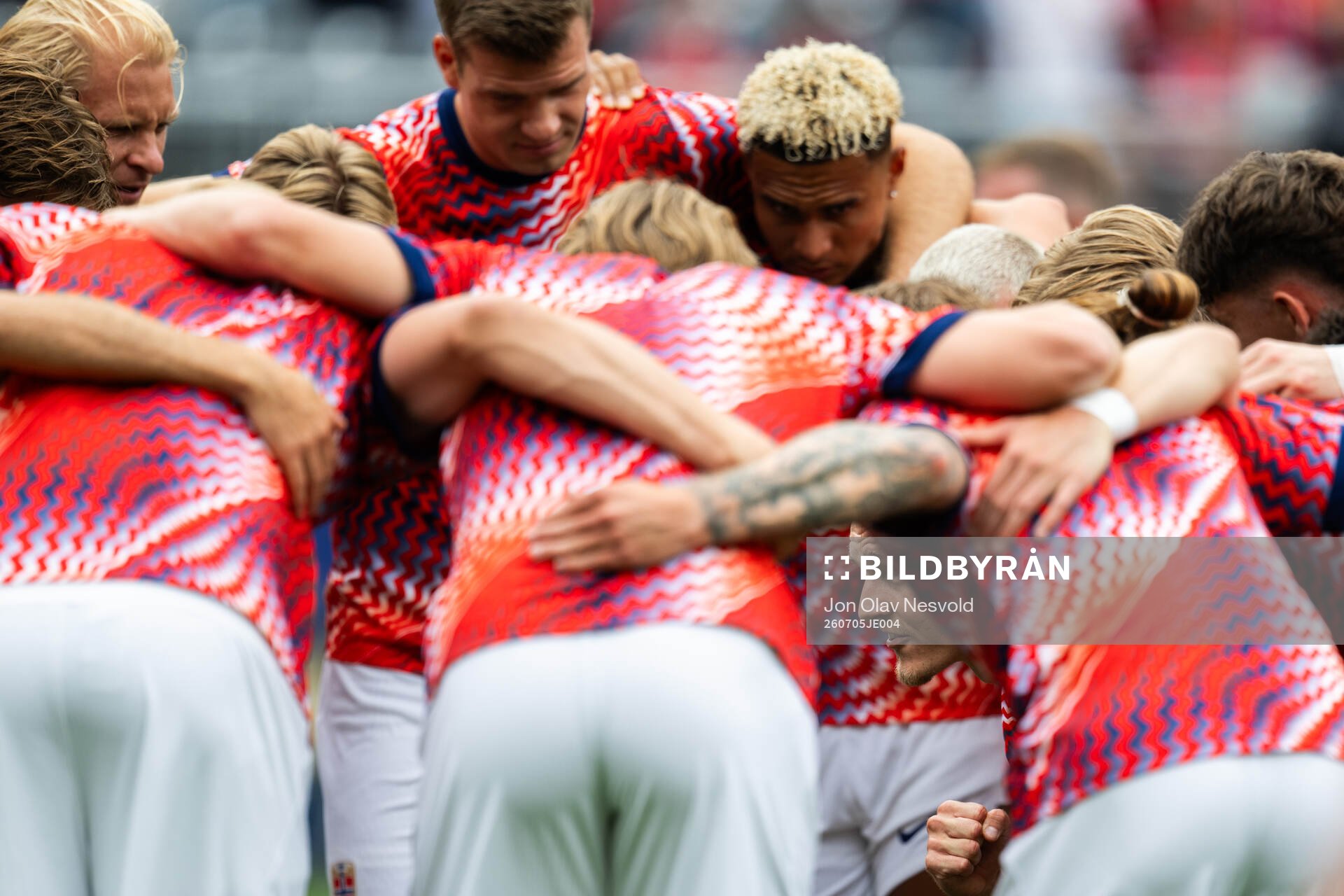 Martin Ødegaard of Norway with team mates