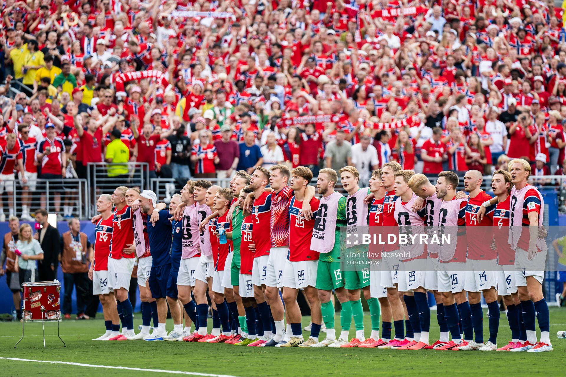 Players of Norway celebrate