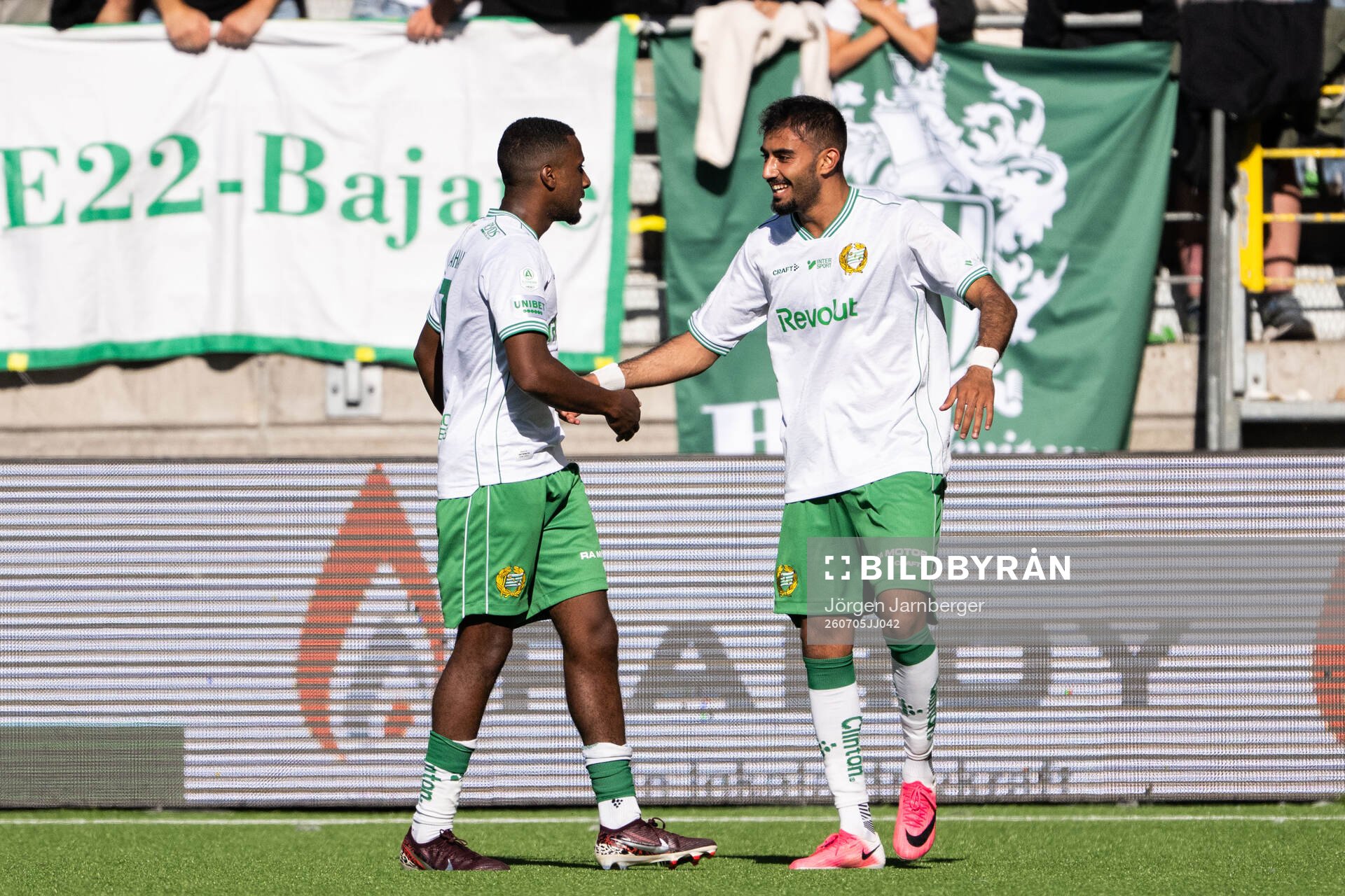 Hammarbys Montader Madjed jublar med Paulos Abraham