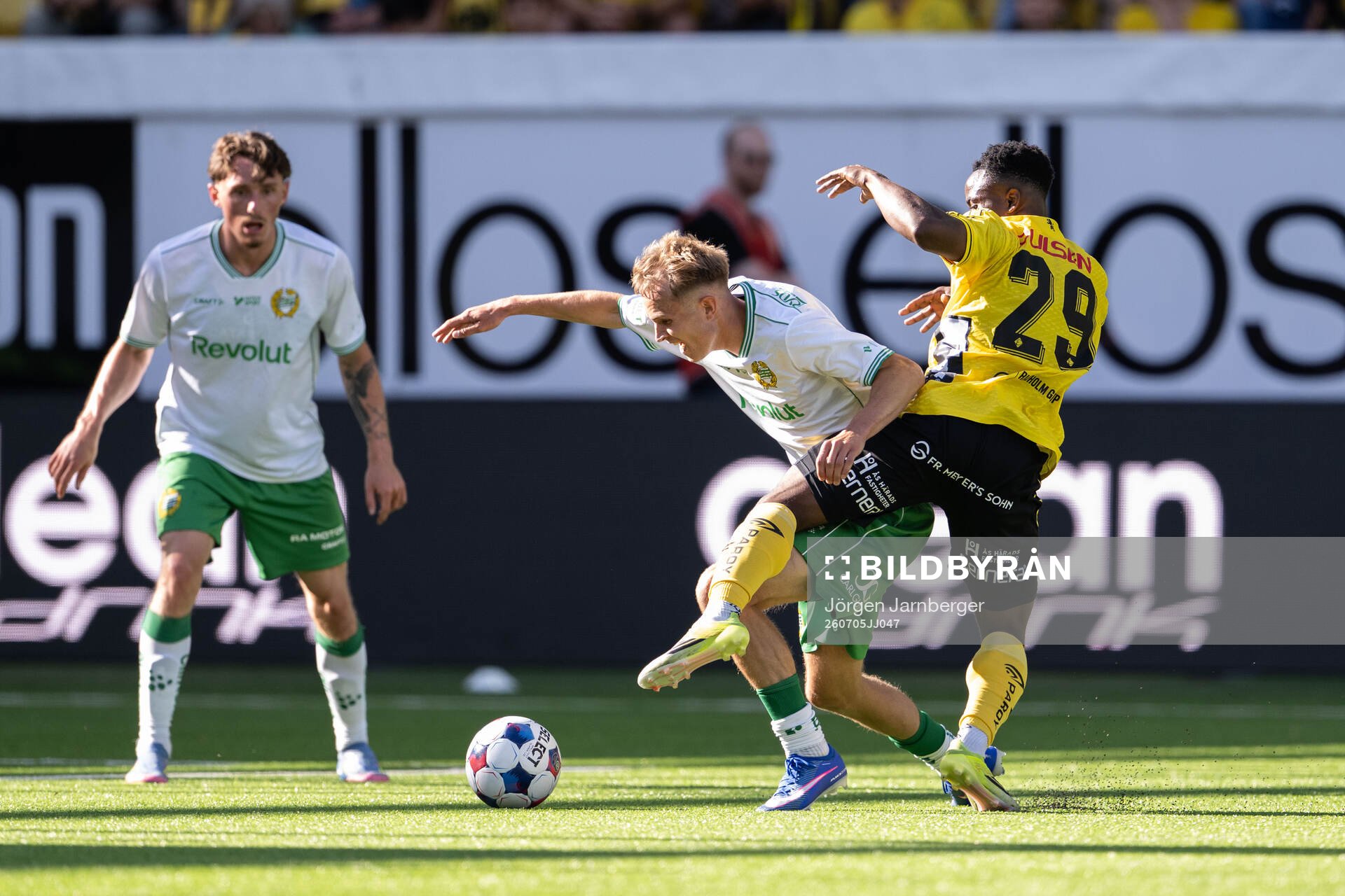 Hammarbys Victor Lind och Elfsborgs Momoh Ibrahim Kamara