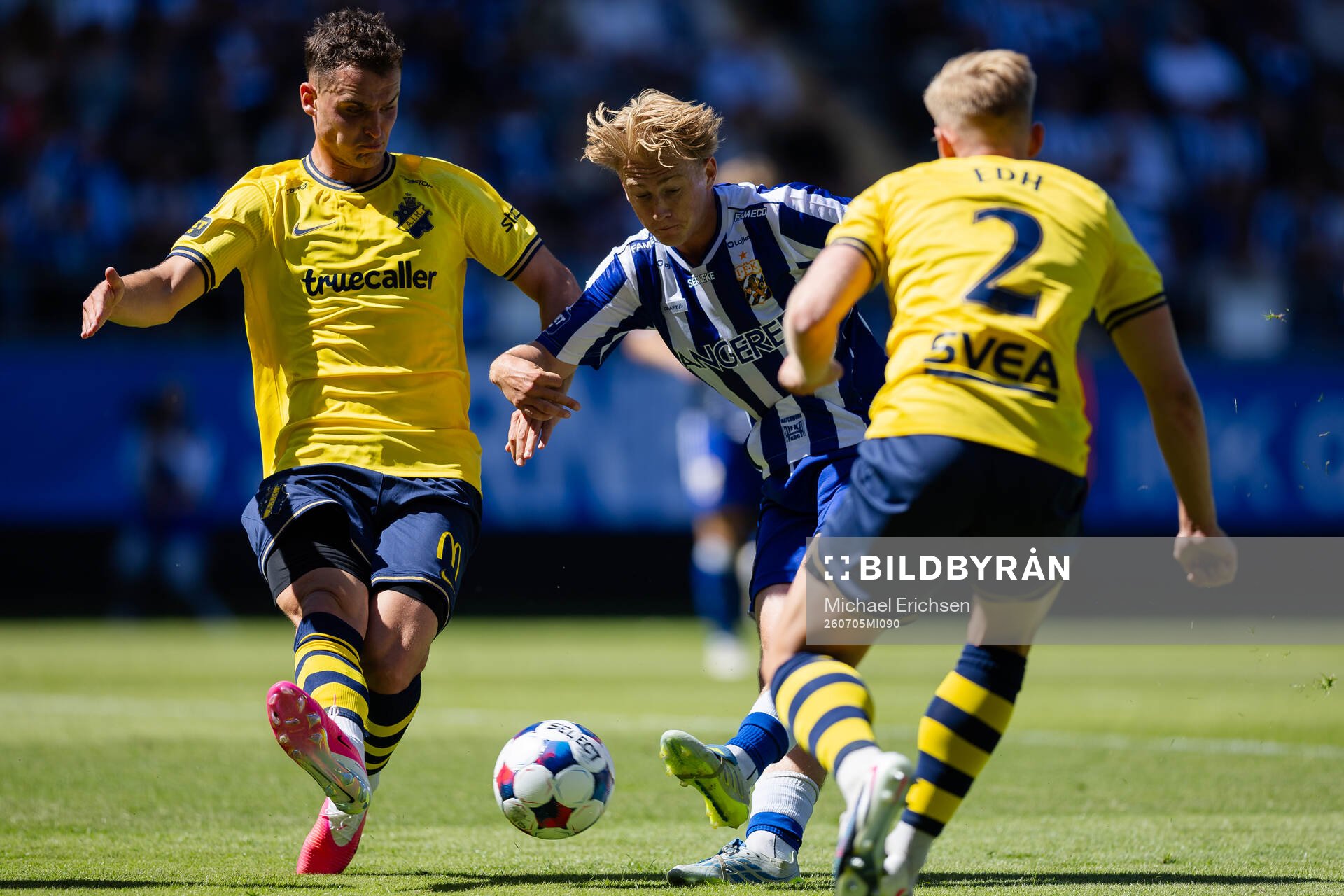 AIKs Áron Csongvai och IFK Göteborgs Noah Tolf