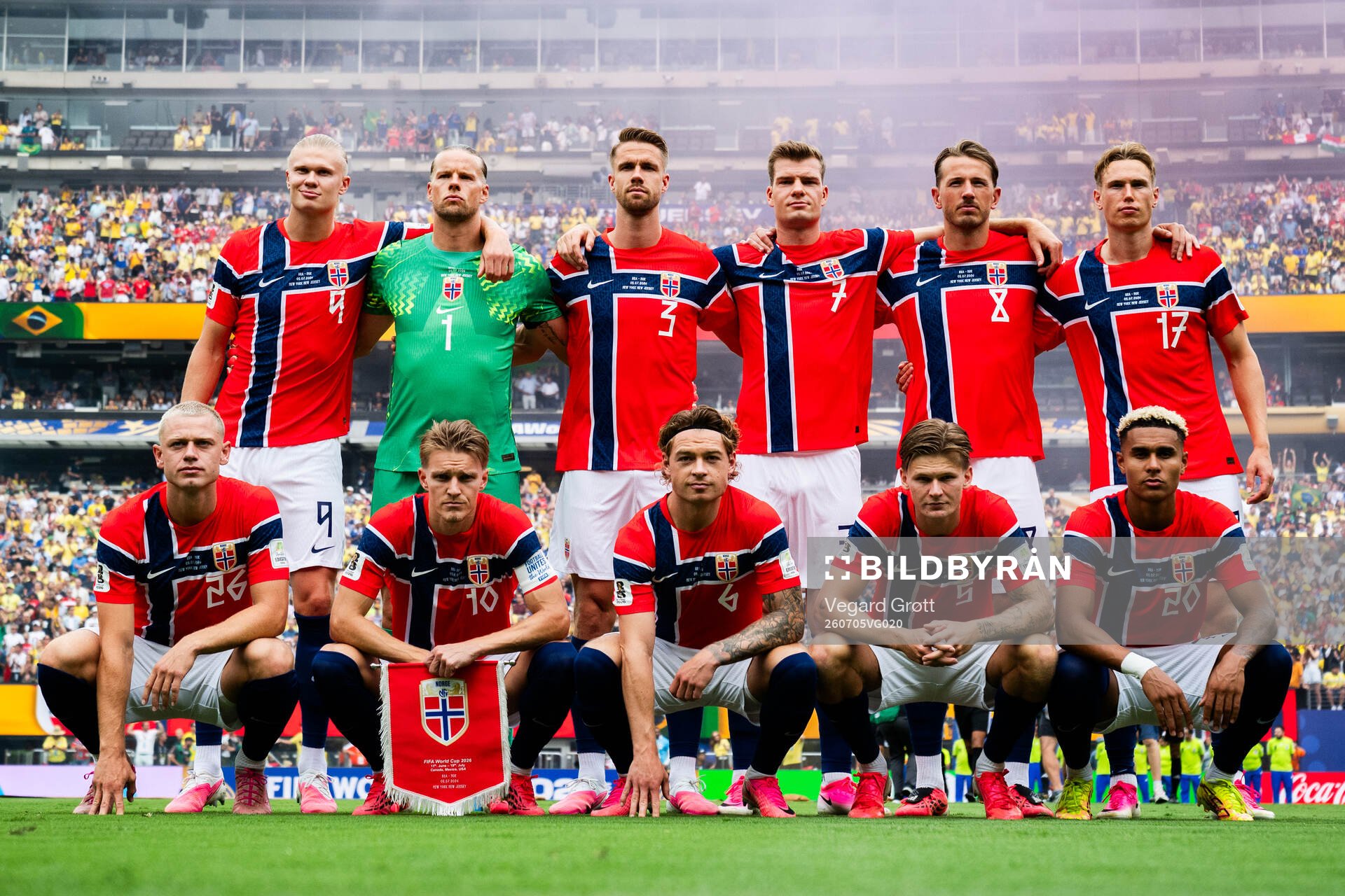Erling Braut Haaland, goalkeeper Ørjan Nyland, Kristoffer