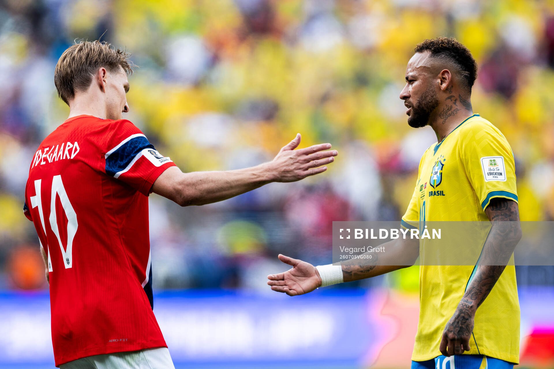 Martin Ødegaard of Norway and Neymar Jr of Brazil