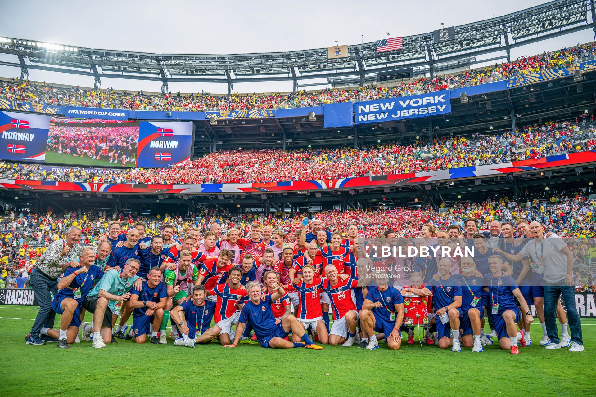 Players and staff of Norway celebrate