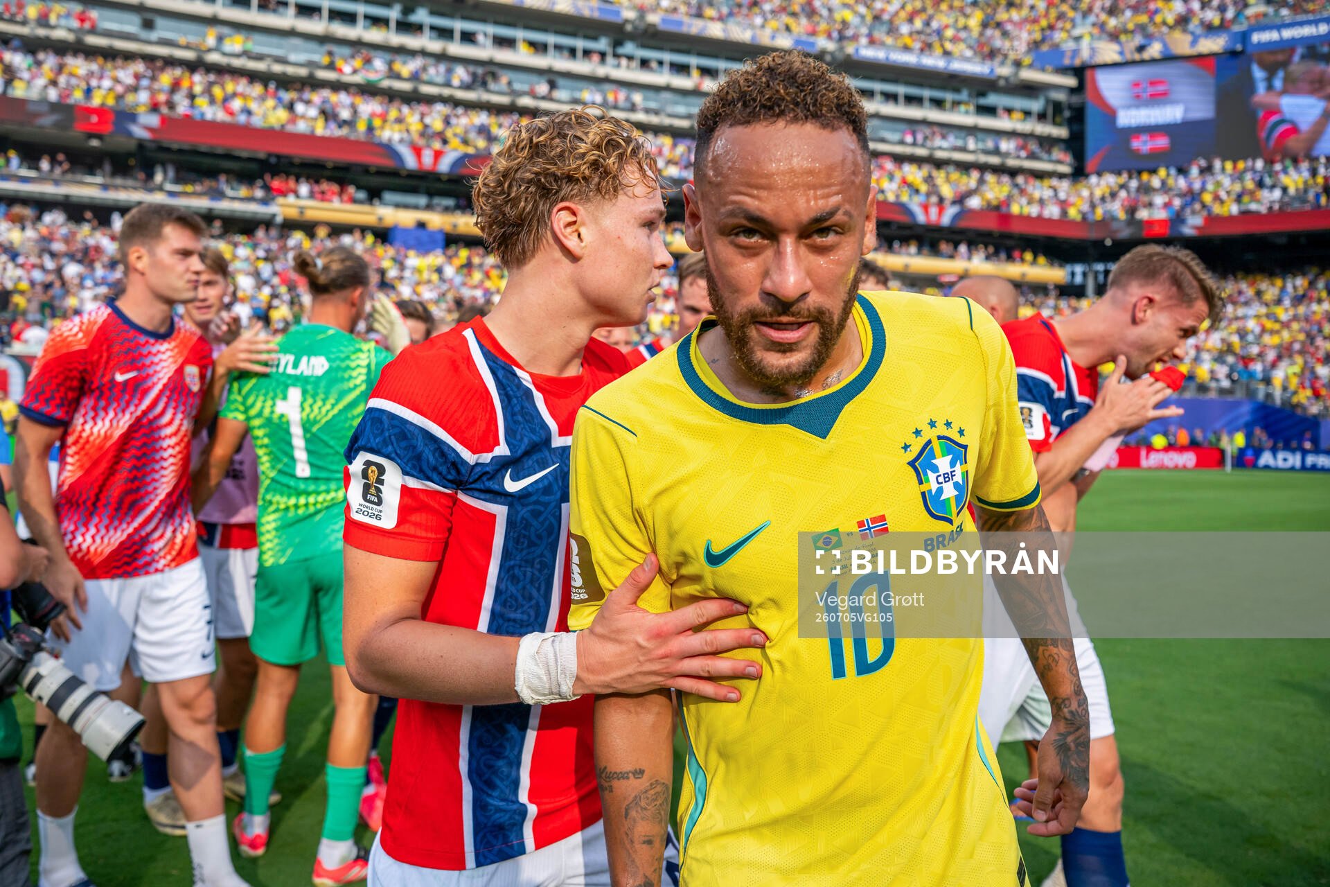 Andreas Schjelderup of Norway and Neymar Jr of Brazil