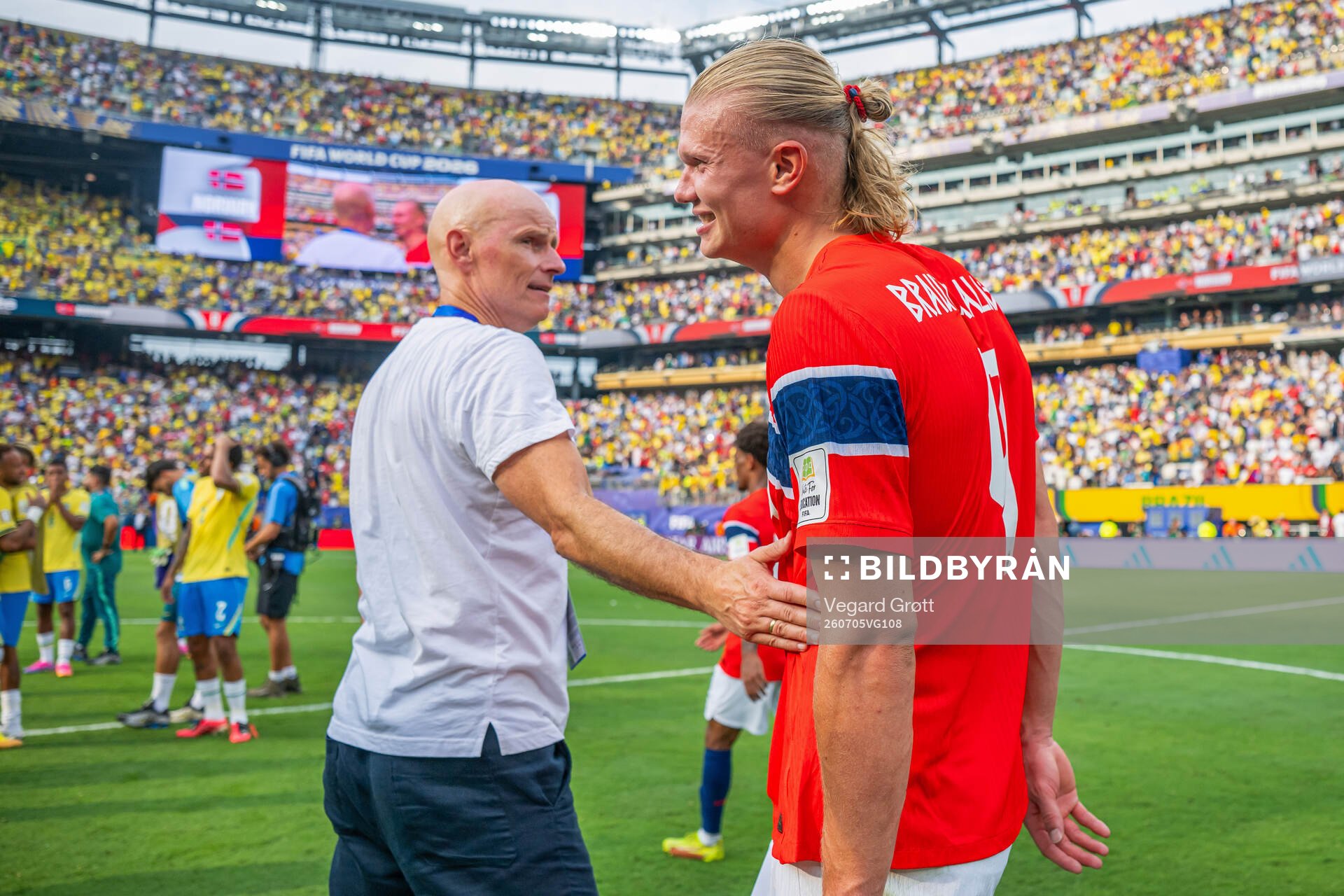 Head coach Ståle Solbakken and Erling Braut Haaland of