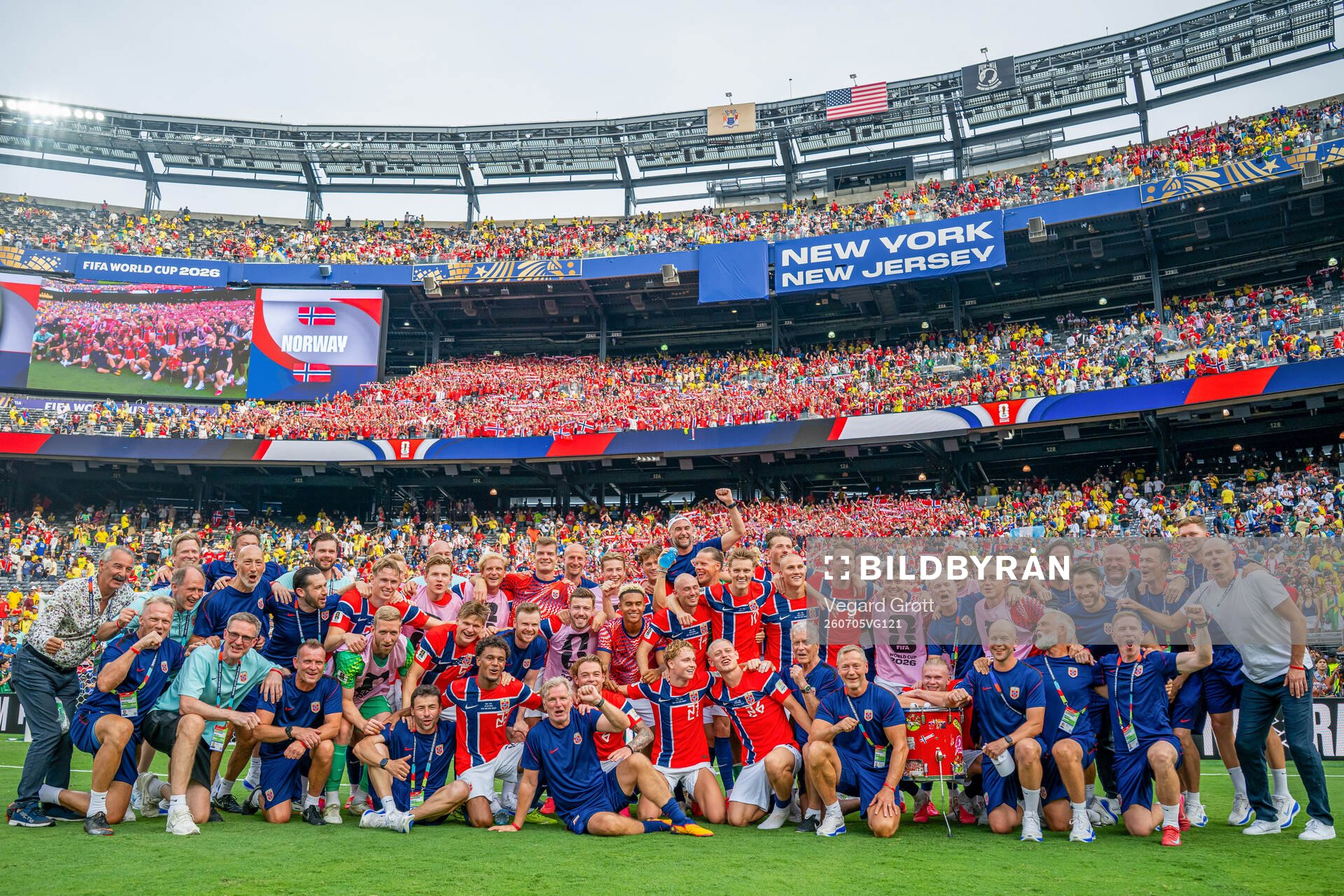 Players and staff of Norway celebrate