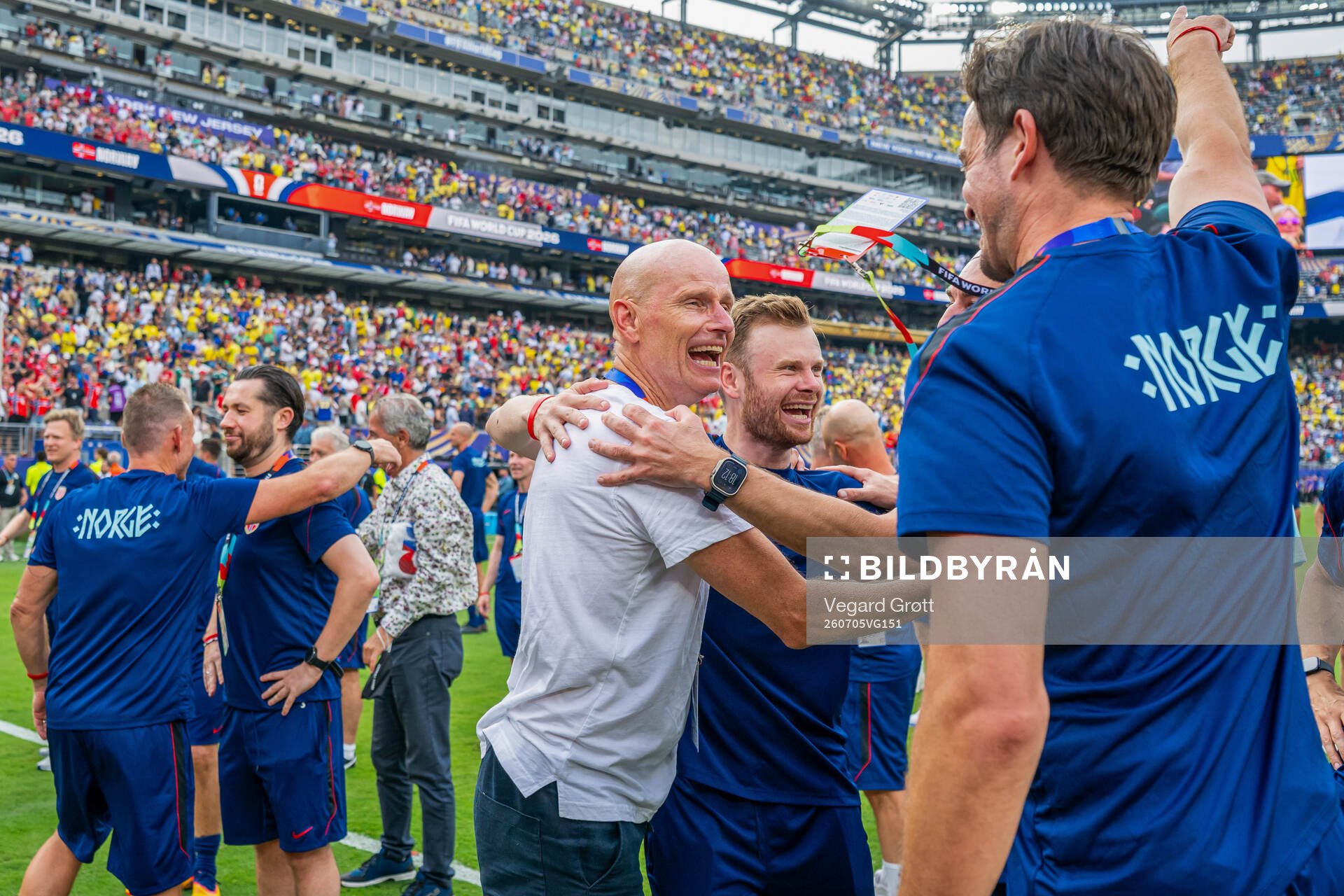 Head coach Ståle Solbakken, kit manager Erik Hulleberg and