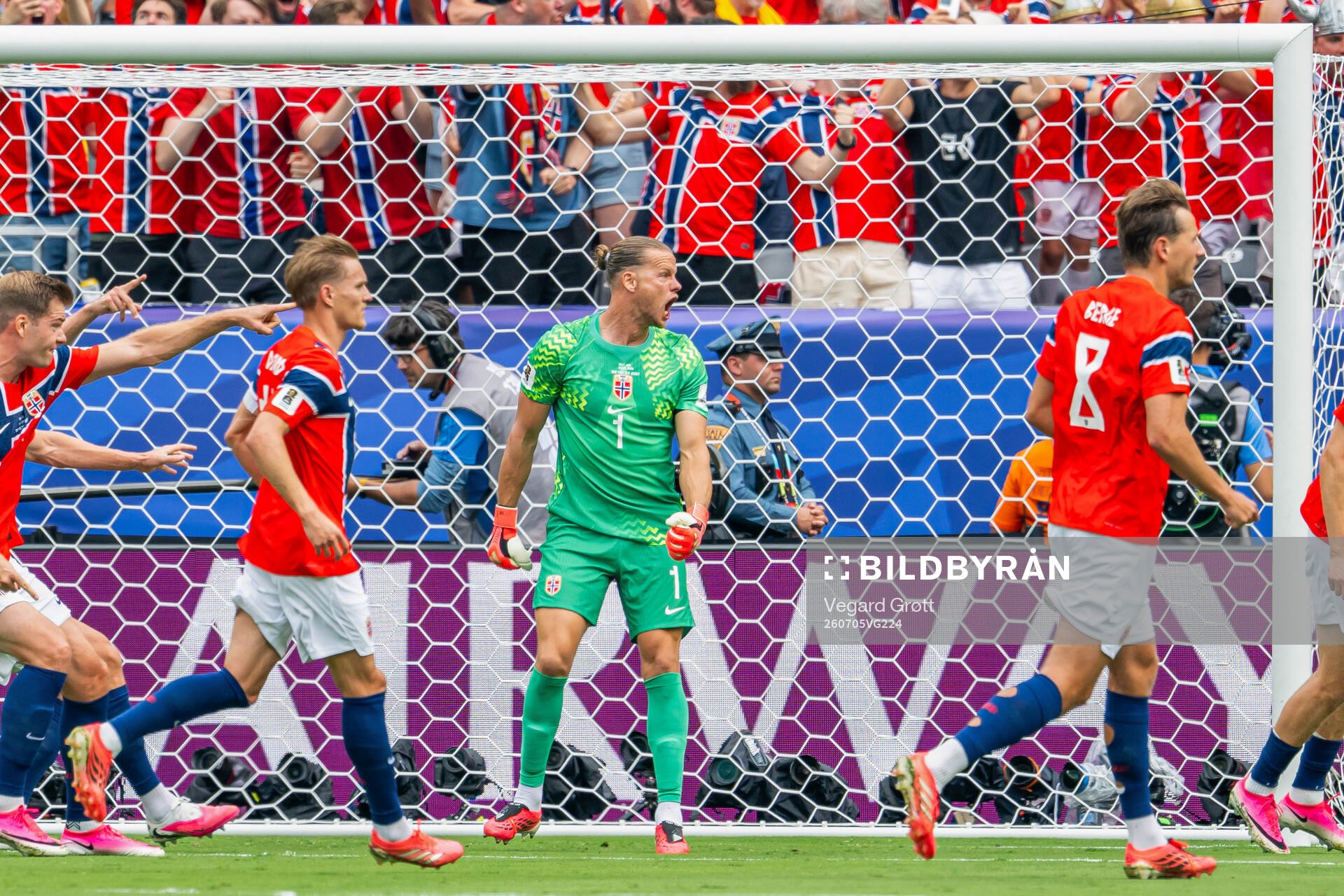 Goalkeeper Ørjan Håskjold Nyland of Norway celebrates