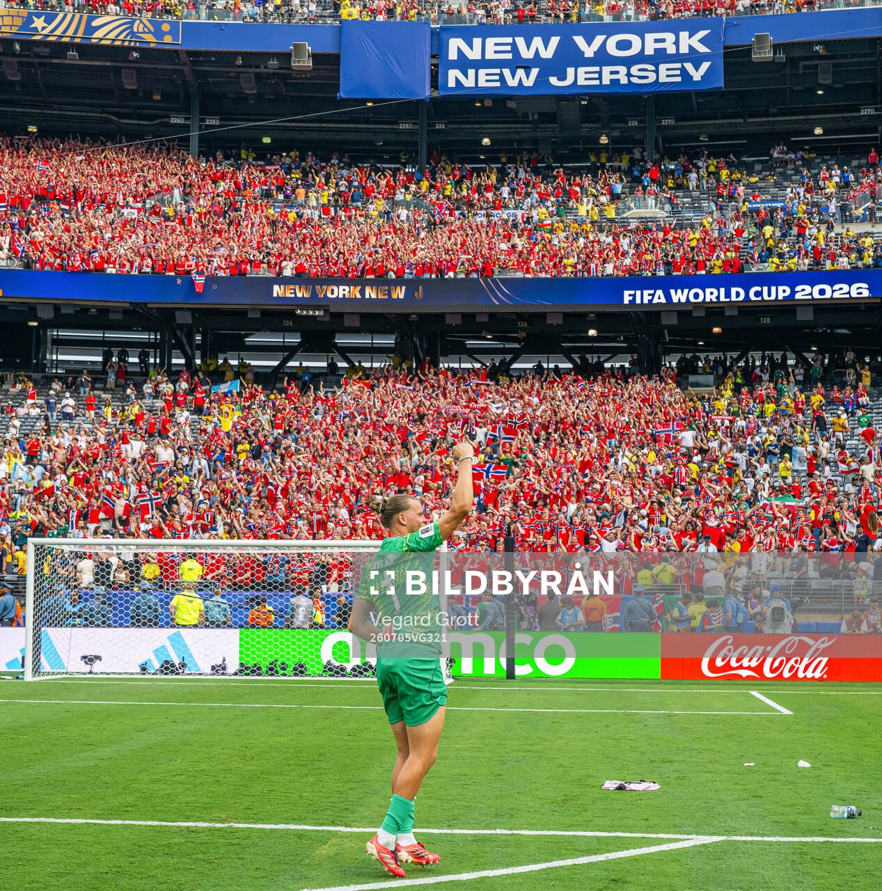Goalkeeper Ørjan Nyland of Norway celebrates