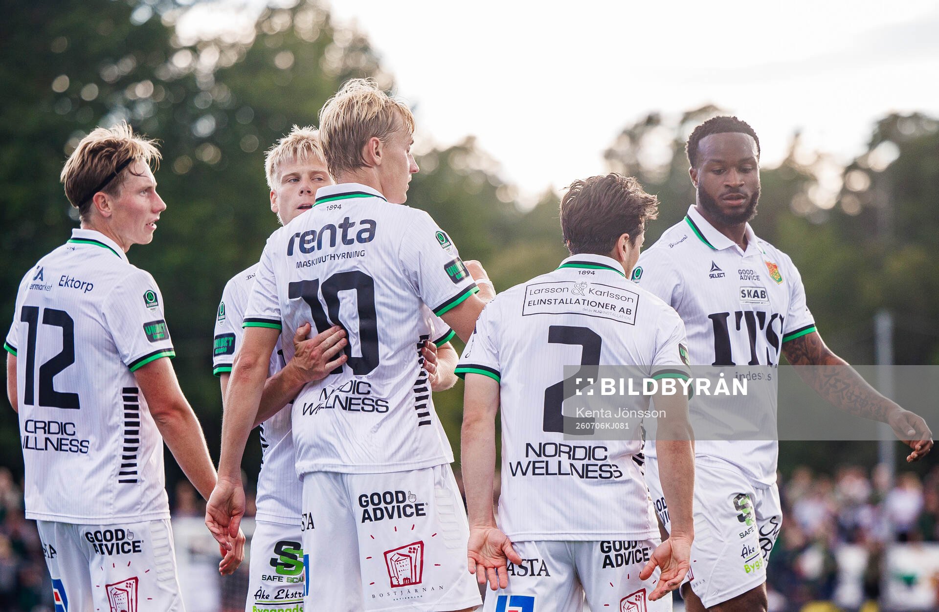 GAIS Henry Sletsjøe jublar med Robin Frej, Rasmus