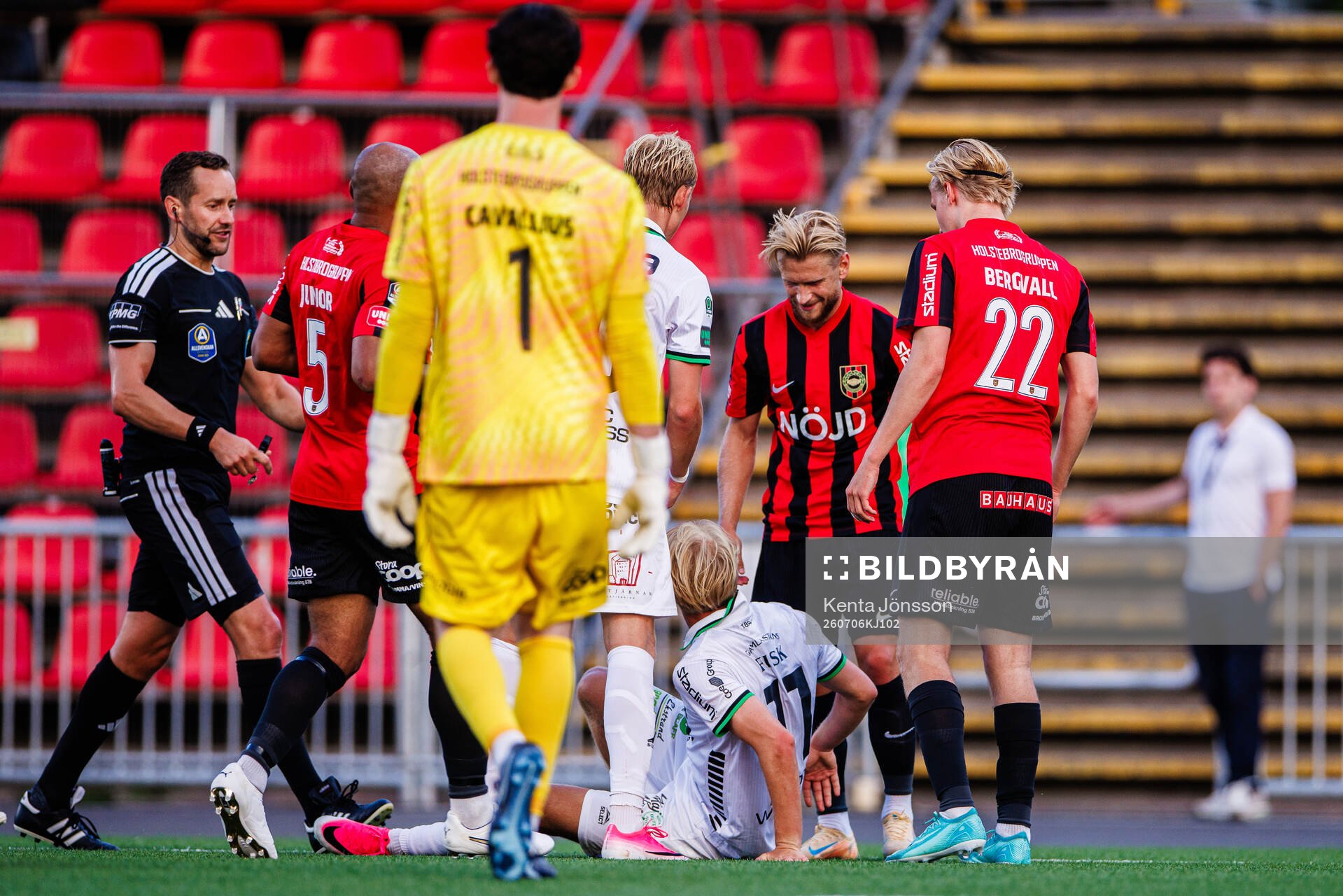 GAIS Rasmus Niklasson Petrovic, Brommapojkarnas Simon
