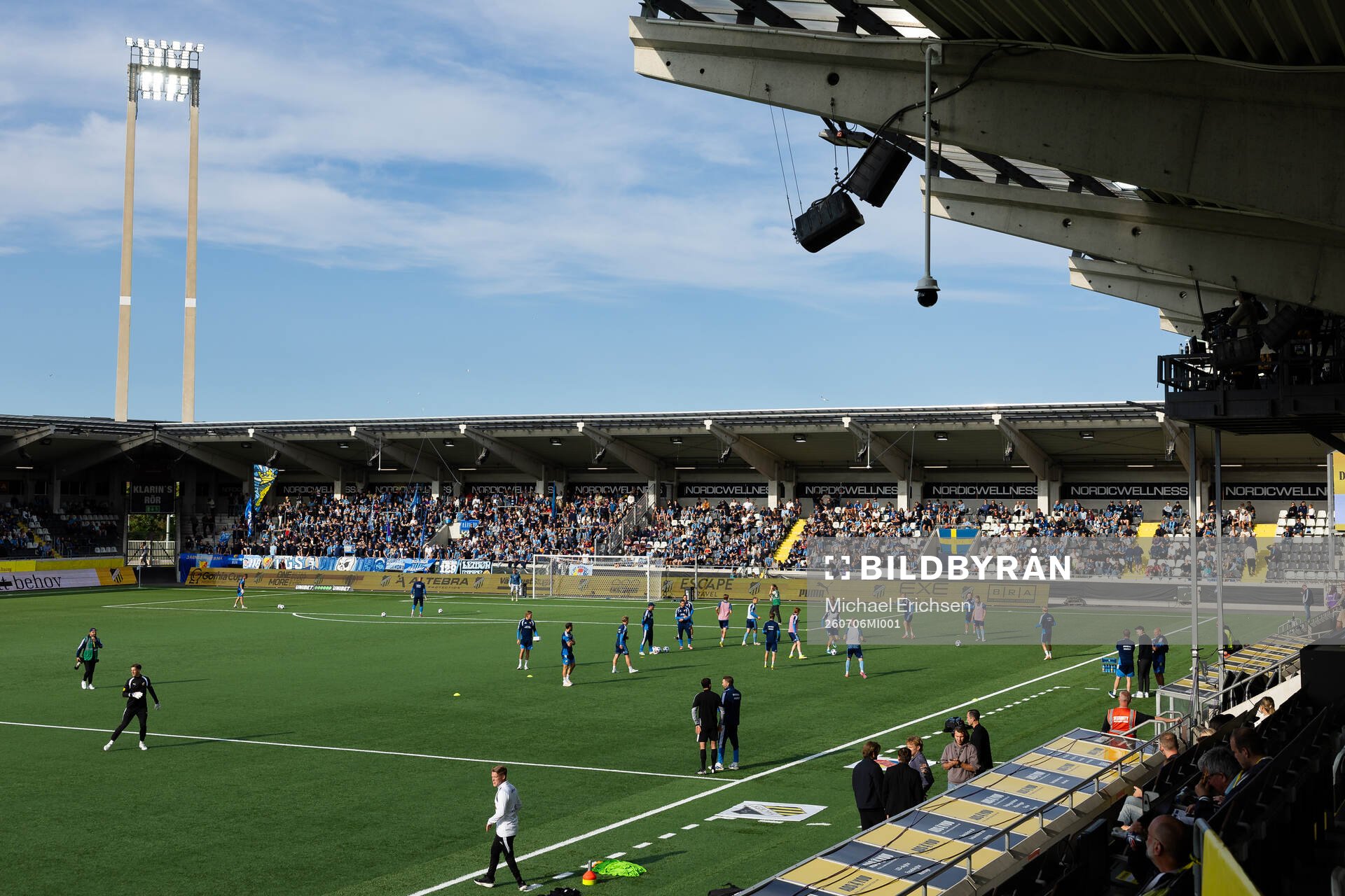 Djurgårdens spelare värmer upp