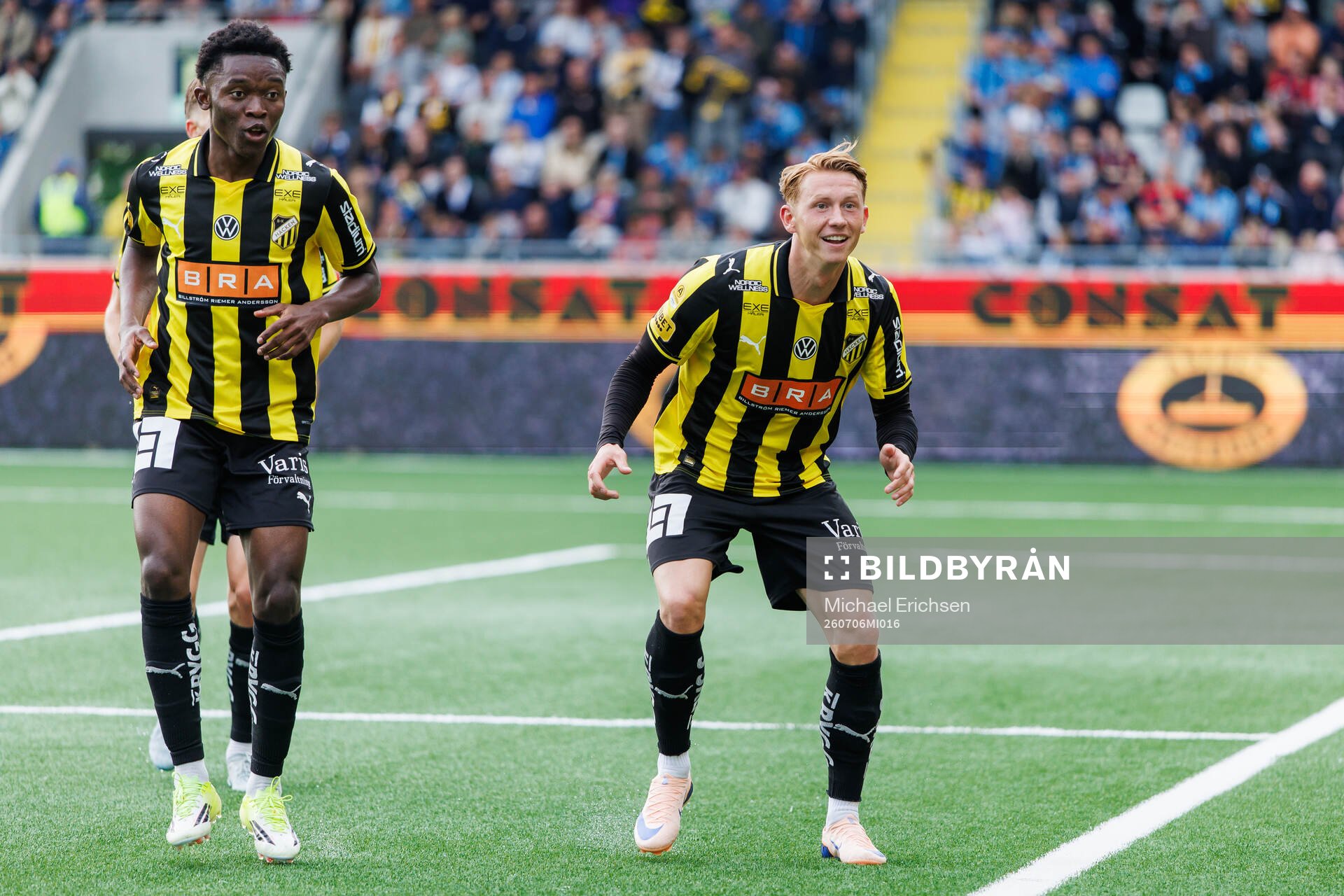 Häckens Julius Lindberg (h) jublar
