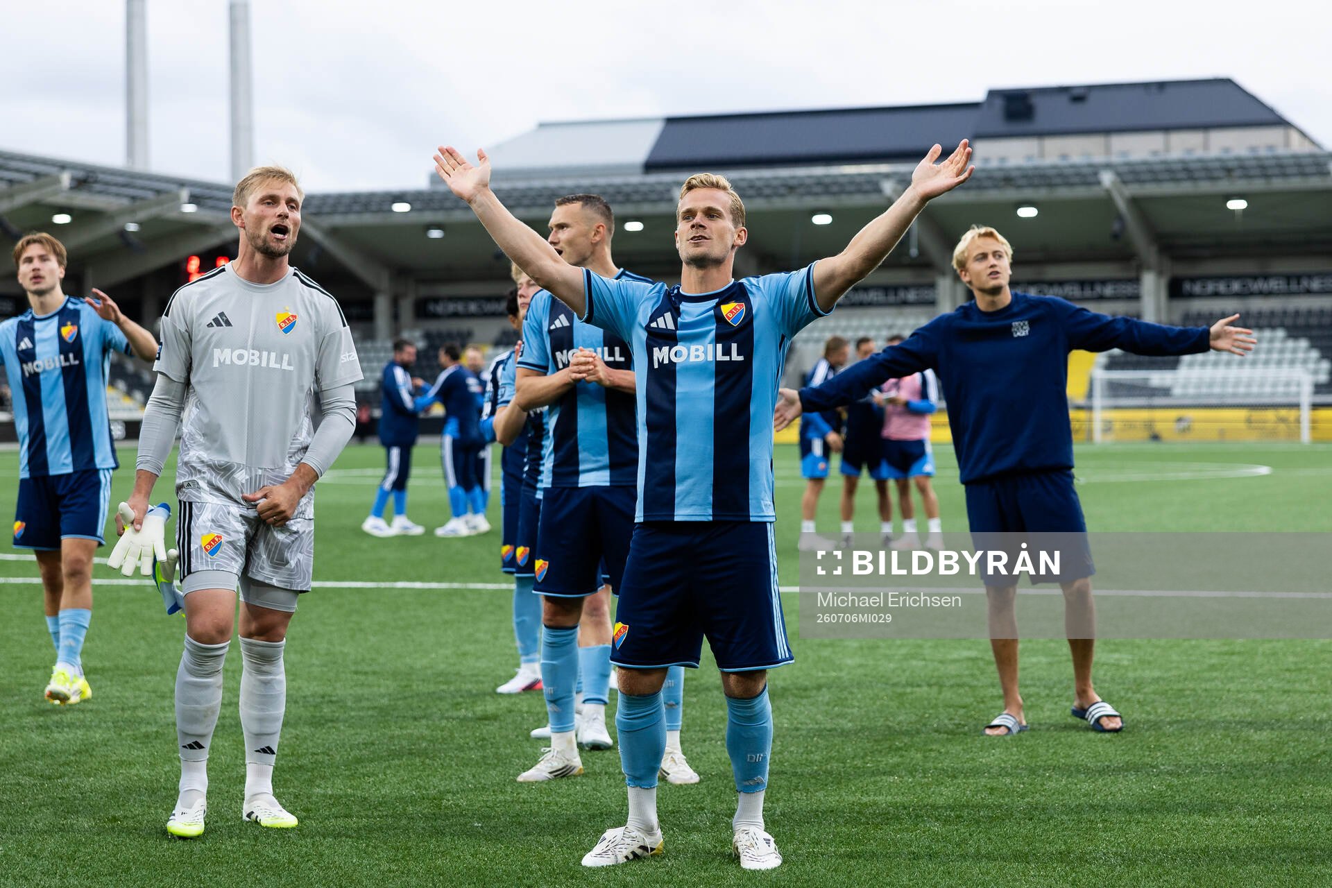 Djurgårdens målvakt Jacob Rinne och Hampus Finndell