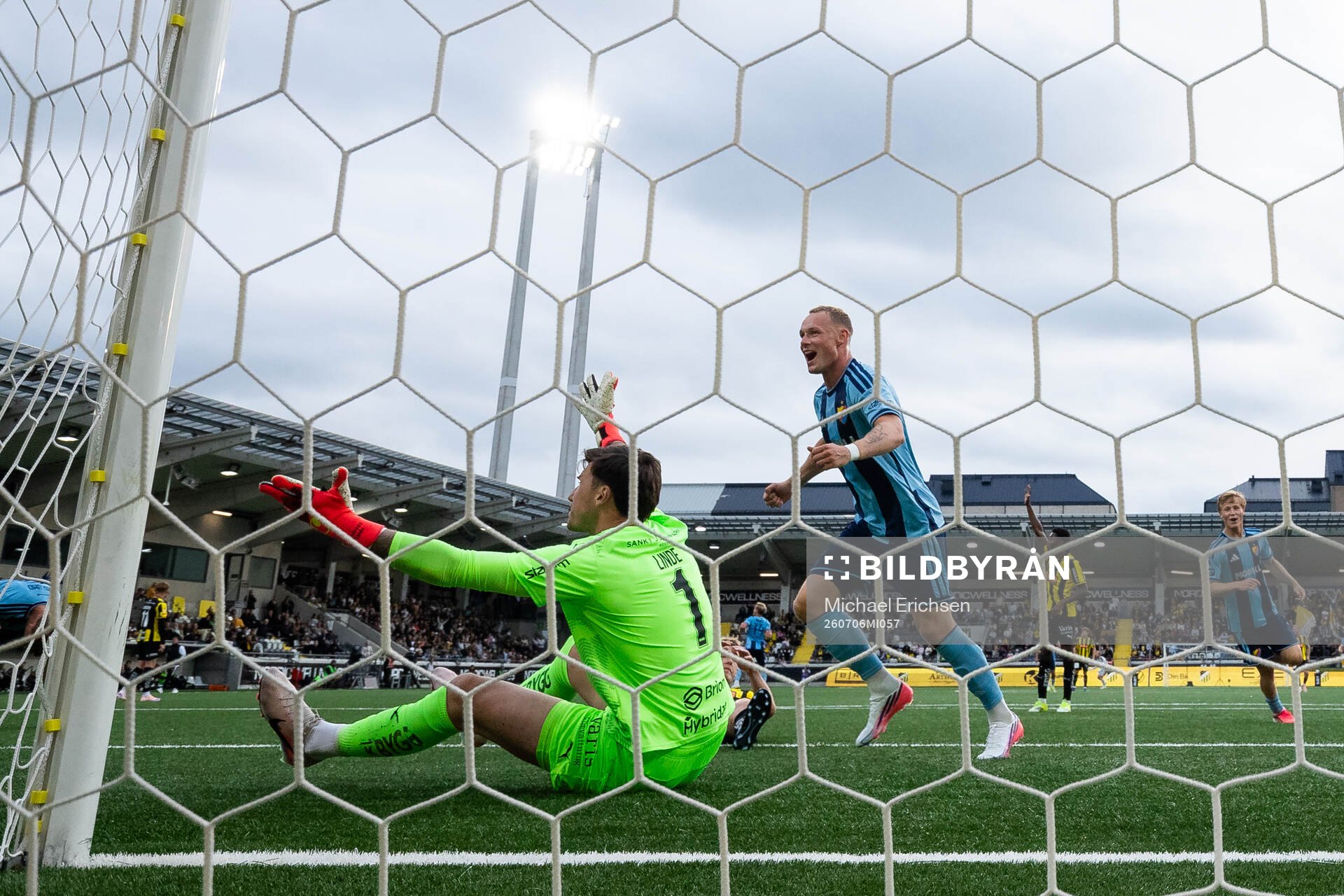 Djurgårdens Kristian Lien jublar