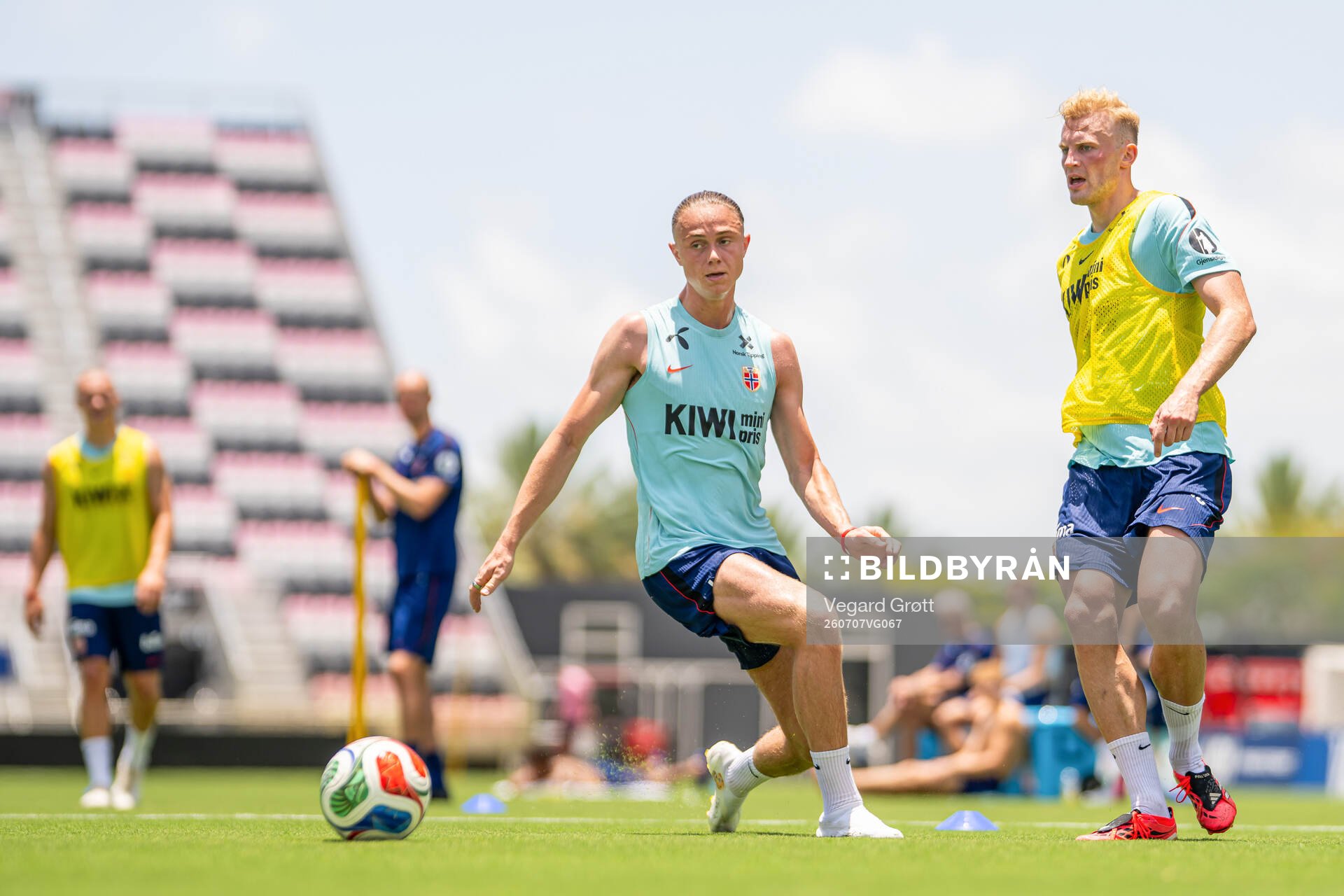Thelo Aasgaard and Sondre Langås of the Norwegian national