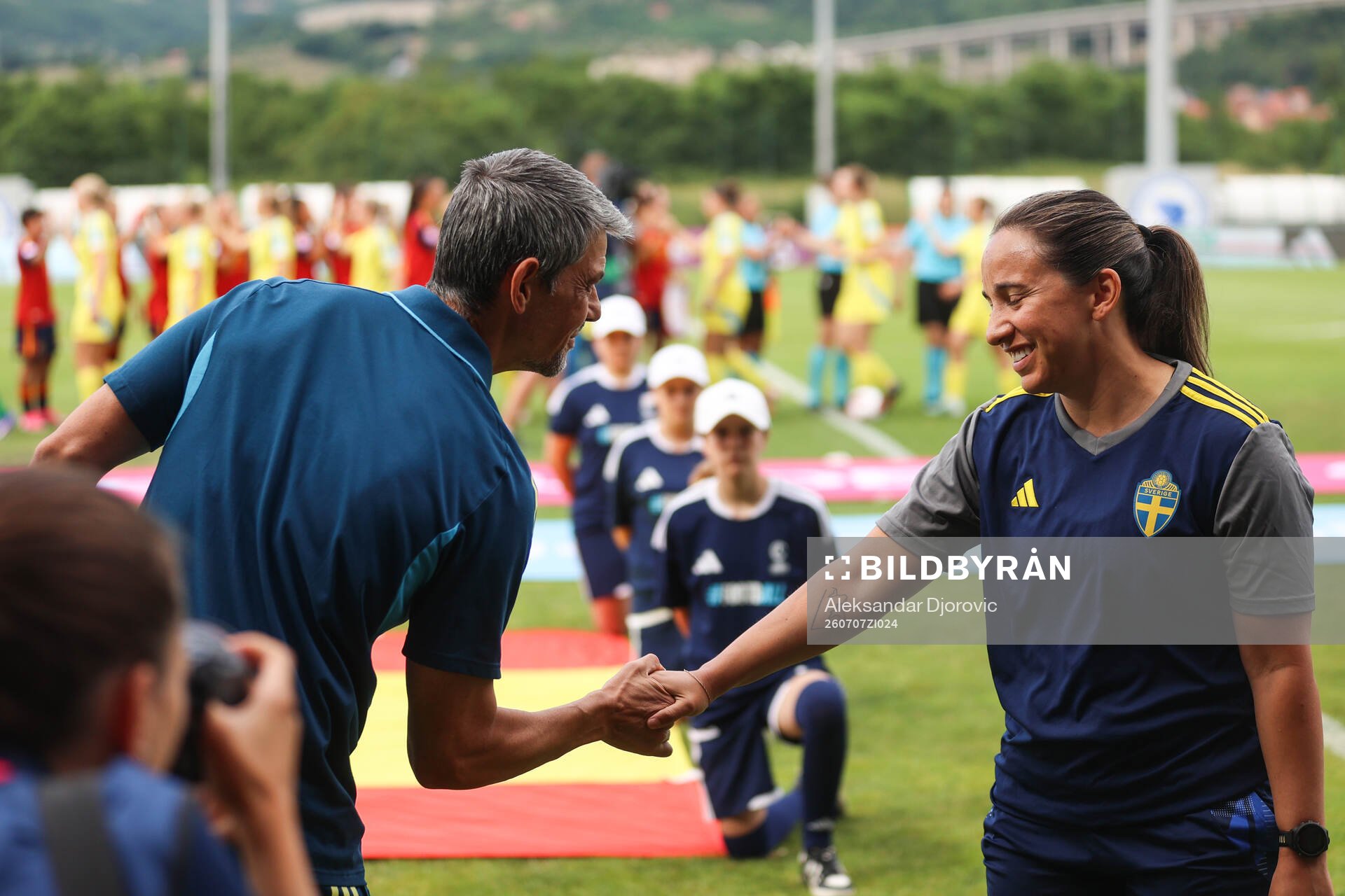 Head coach David Aznar of Spain and coach Briana Campos of