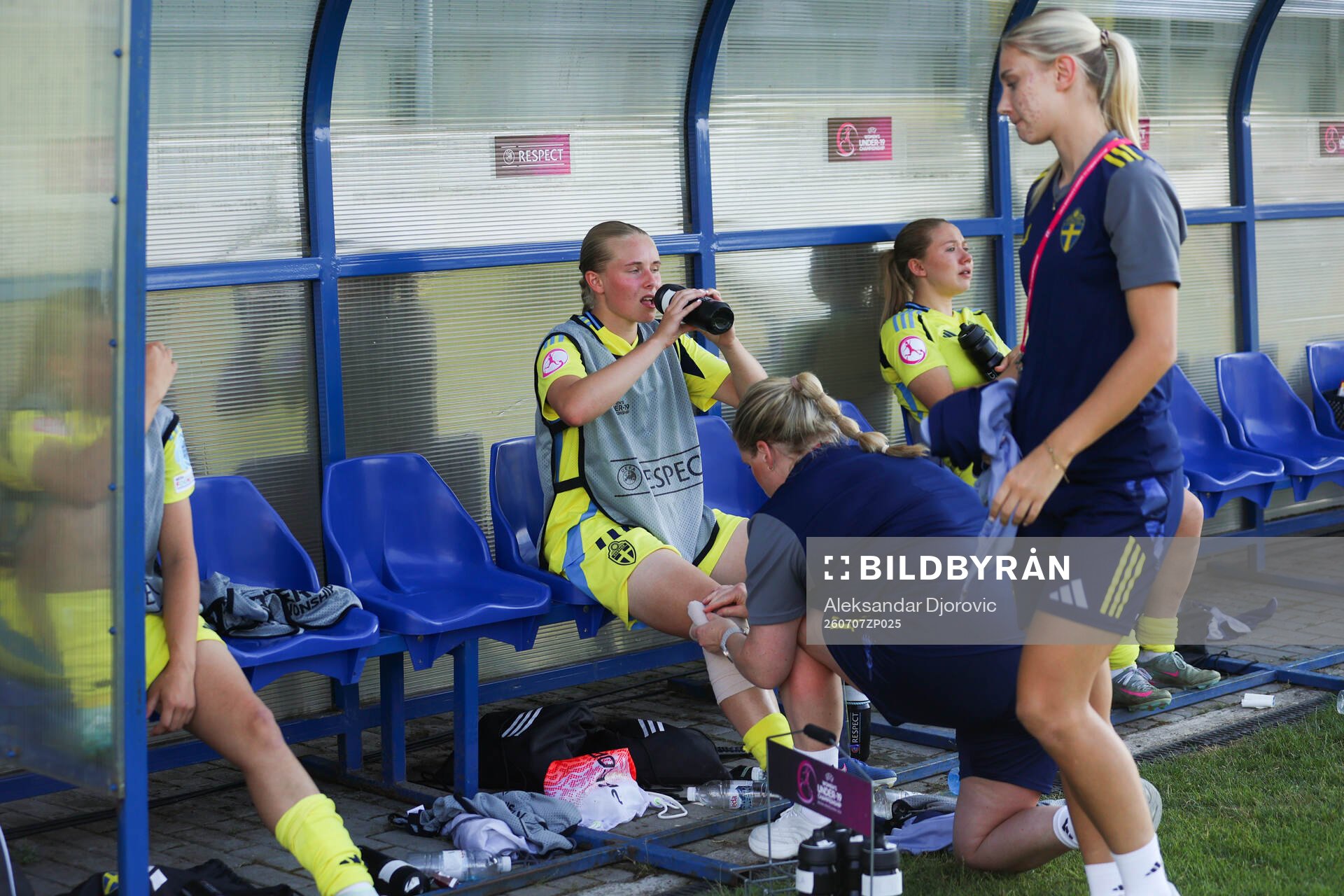 Nova Selin of Sweden receives medical assistance