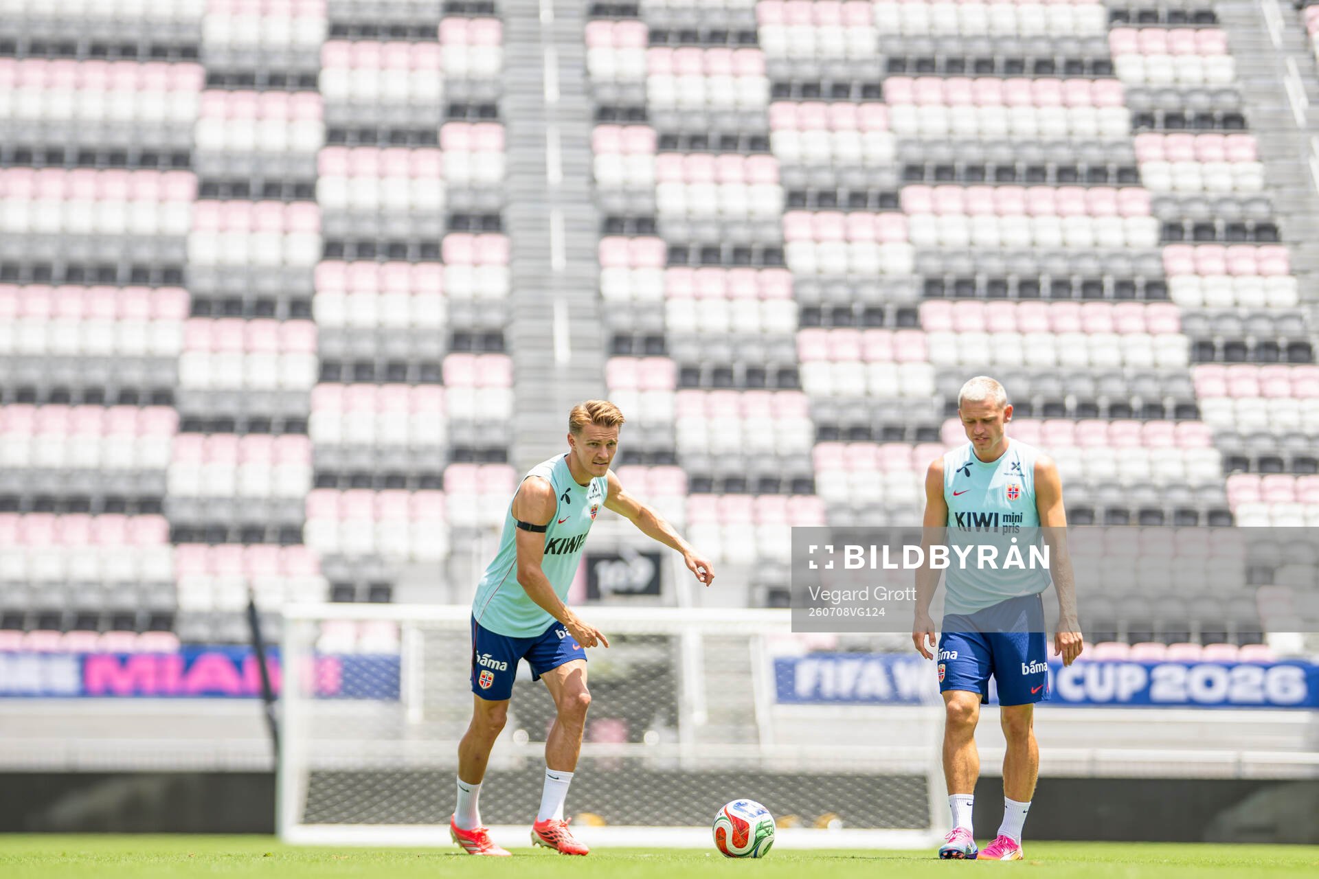 Martin Ødegaard and Julian Ryerson of the Norwegian