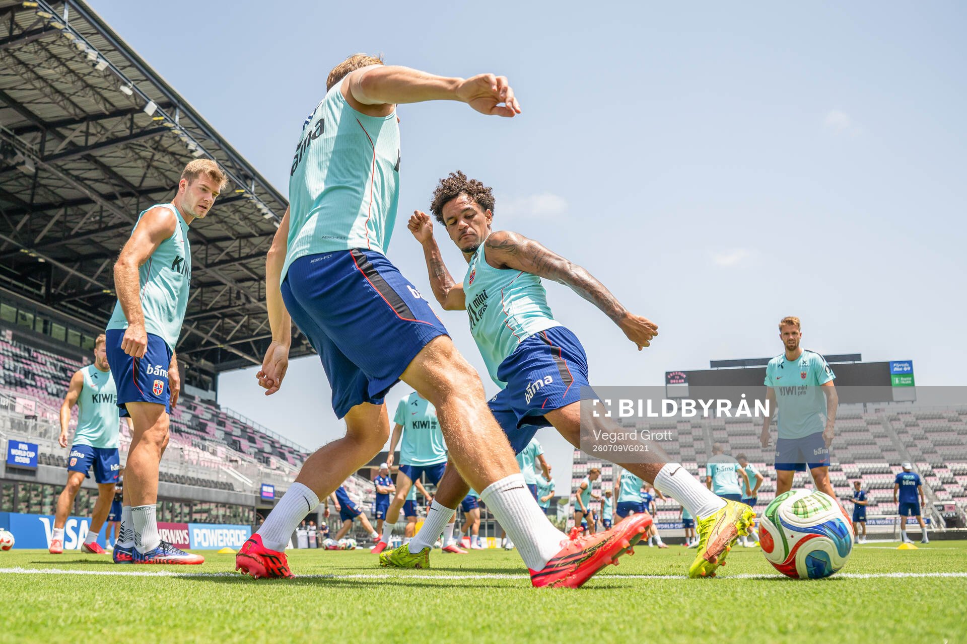 Alexander Sørloth and Oscar Bobb of the Norwegian national