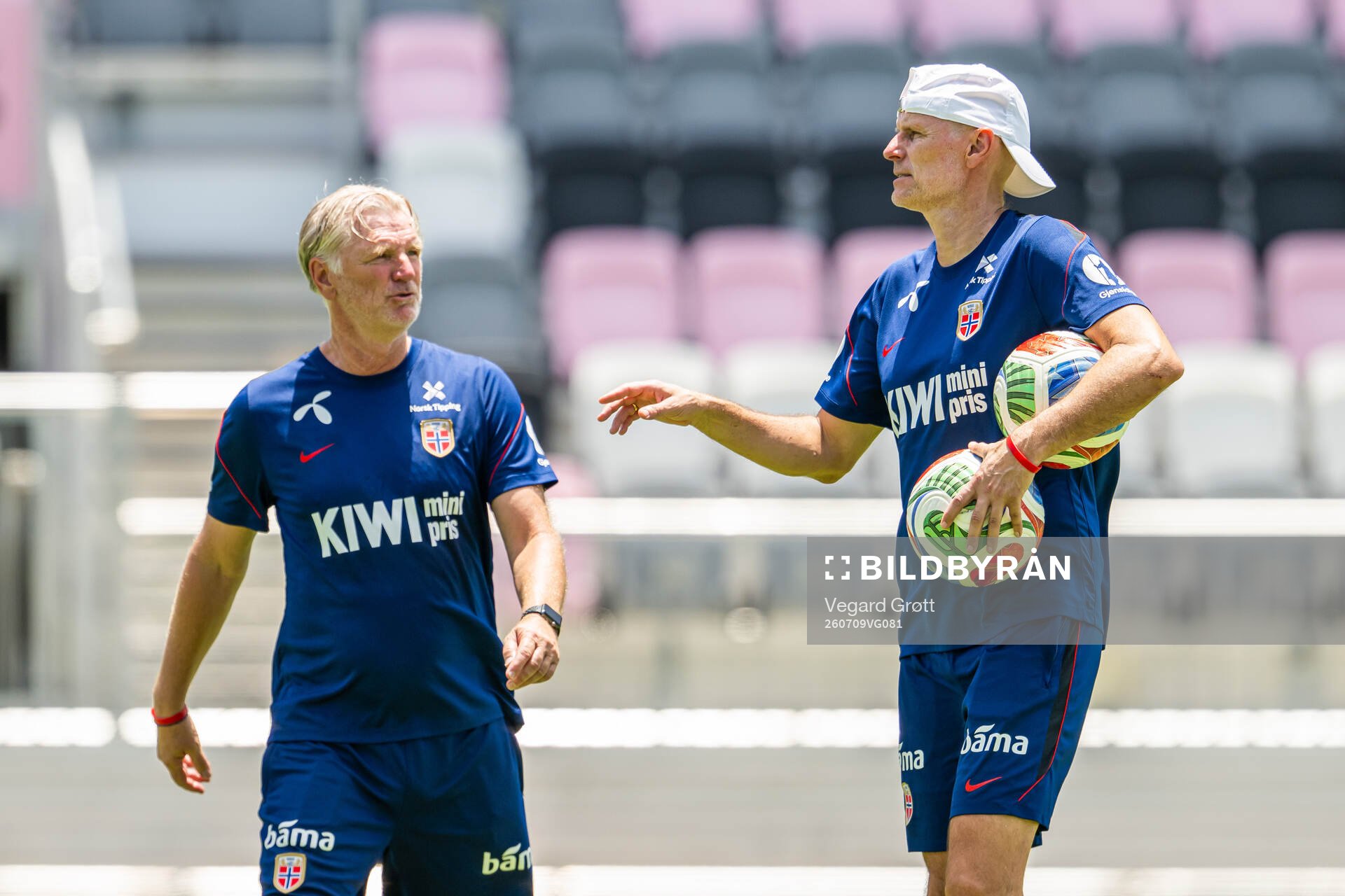Kent Bergersen, assistant coach, and Ståle Solbakken, head