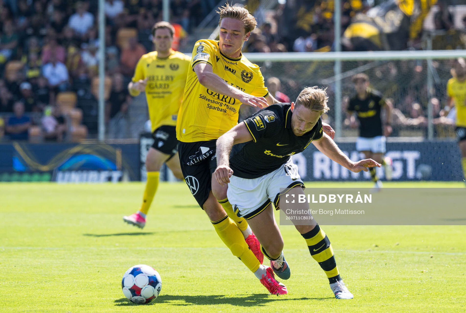 Mjällbys Jeppe Kjaer och AIKs Eskil Edh