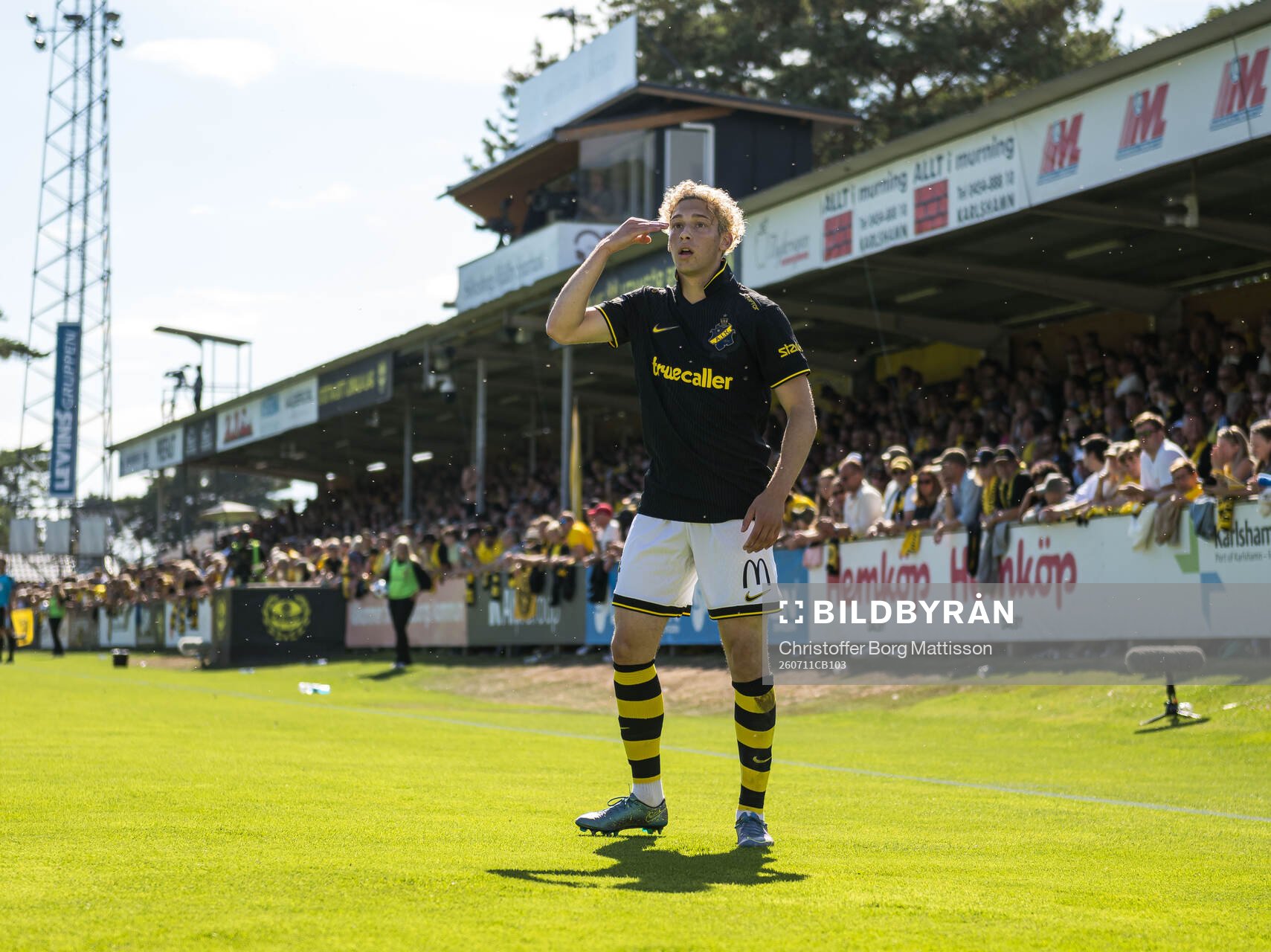 AIKs Victor Goncalves Andersson jublar
