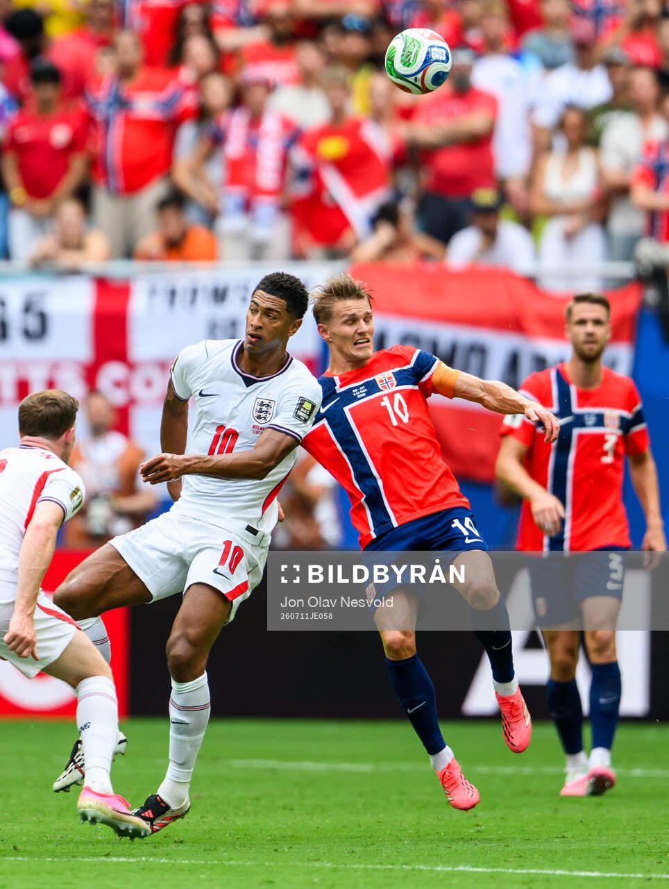 Jude Bellingham of England and Martin Ødegaard of Norway