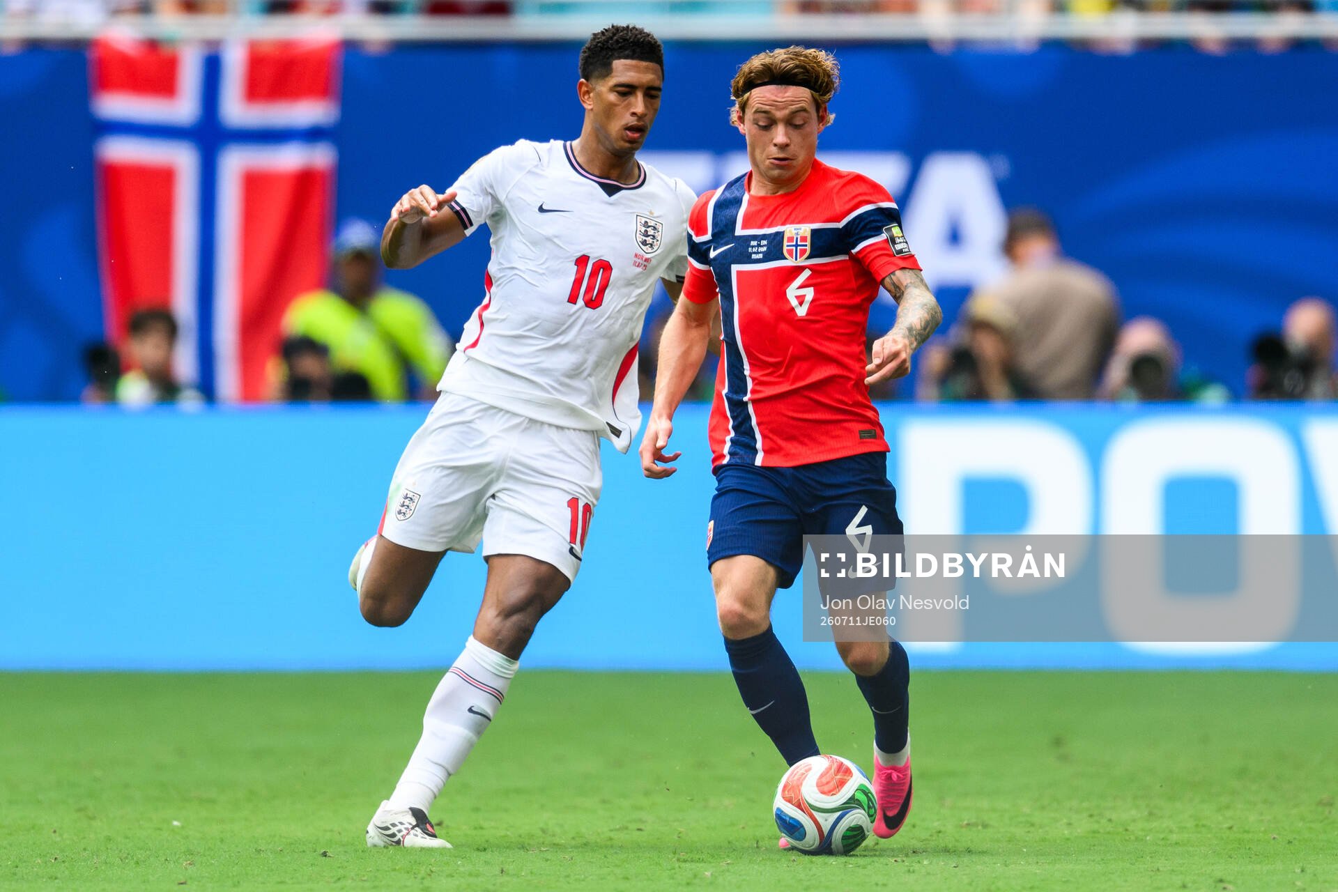 Jude Bellingham of England and Patrick Berg of Norway