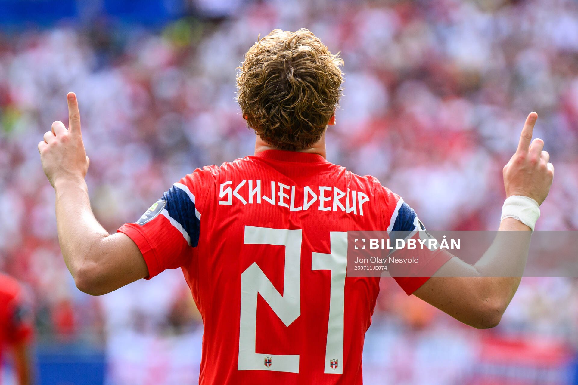 Andreas Schjelderup of Norway celebrates