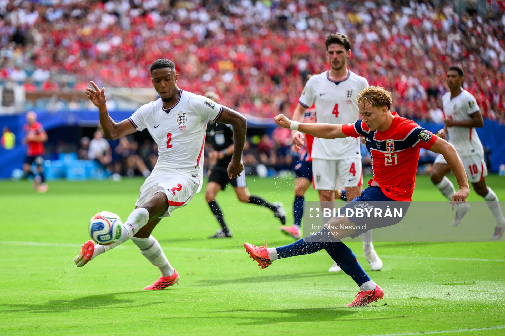 Ezri Konsa of England and Andreas Schjelderup of Norway