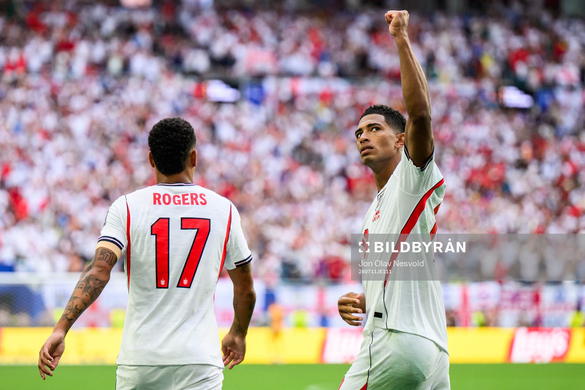 Morgan Rogers and Jude Bellingham of England celebrate