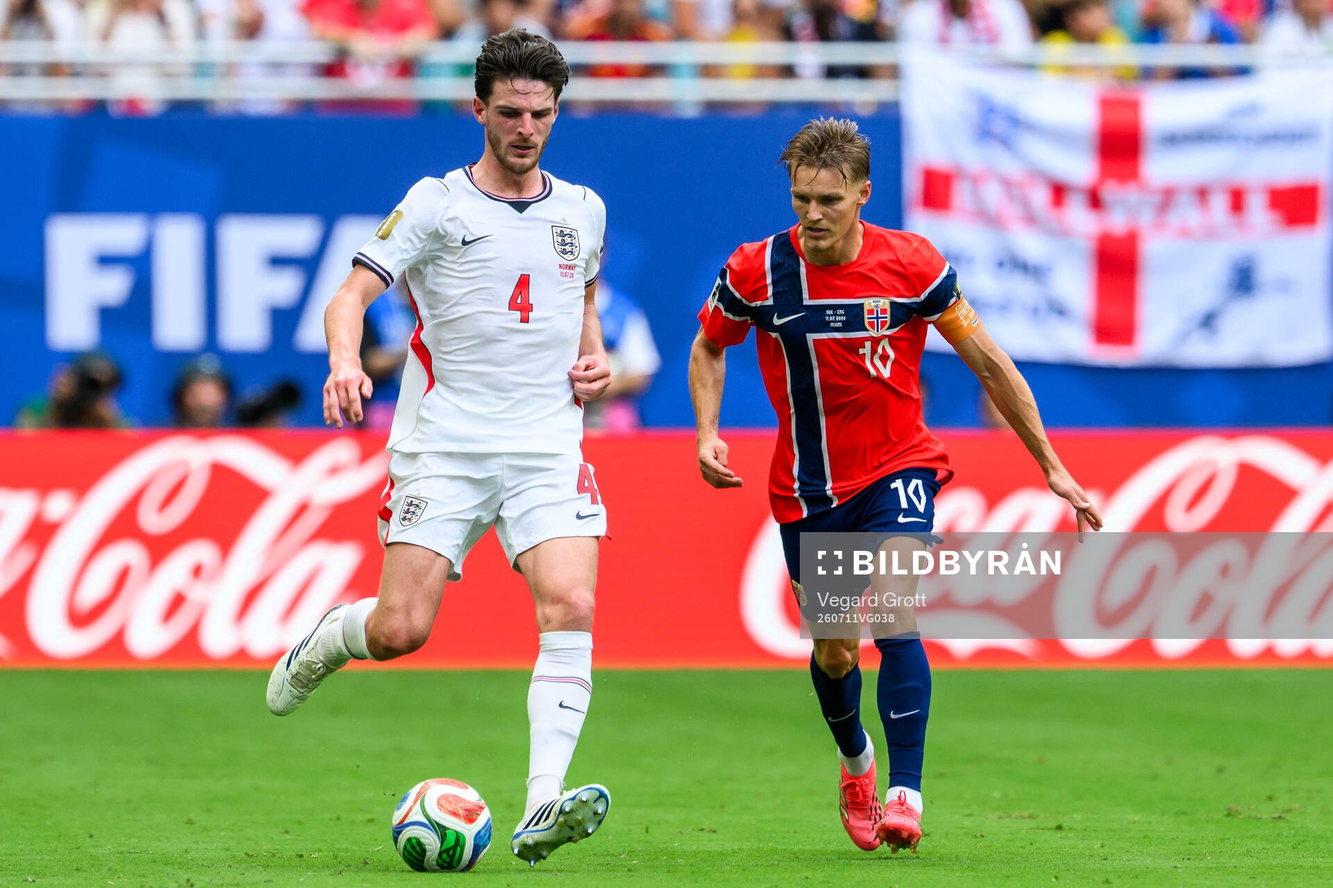 Declan Rice of England and Martin Ødegaard of Norway