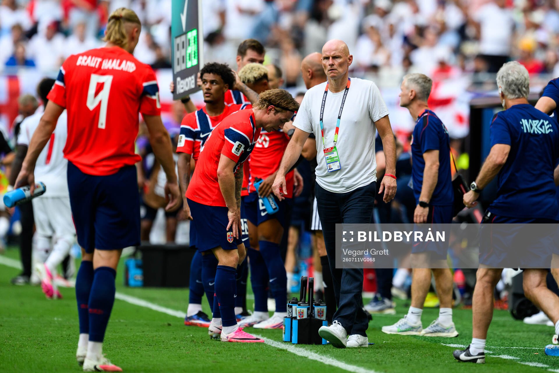 Head coach Ståle Solbakken of Norway