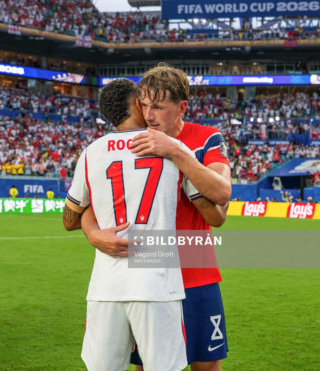 Morgan Rogers of England and Sander Berge of Norway