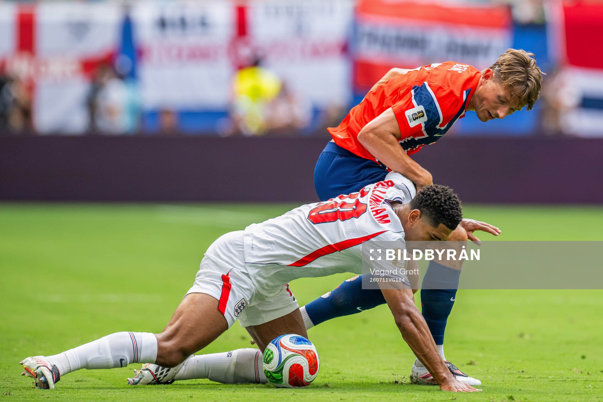 Jude Bellingham of England and Sander Berge of Norway