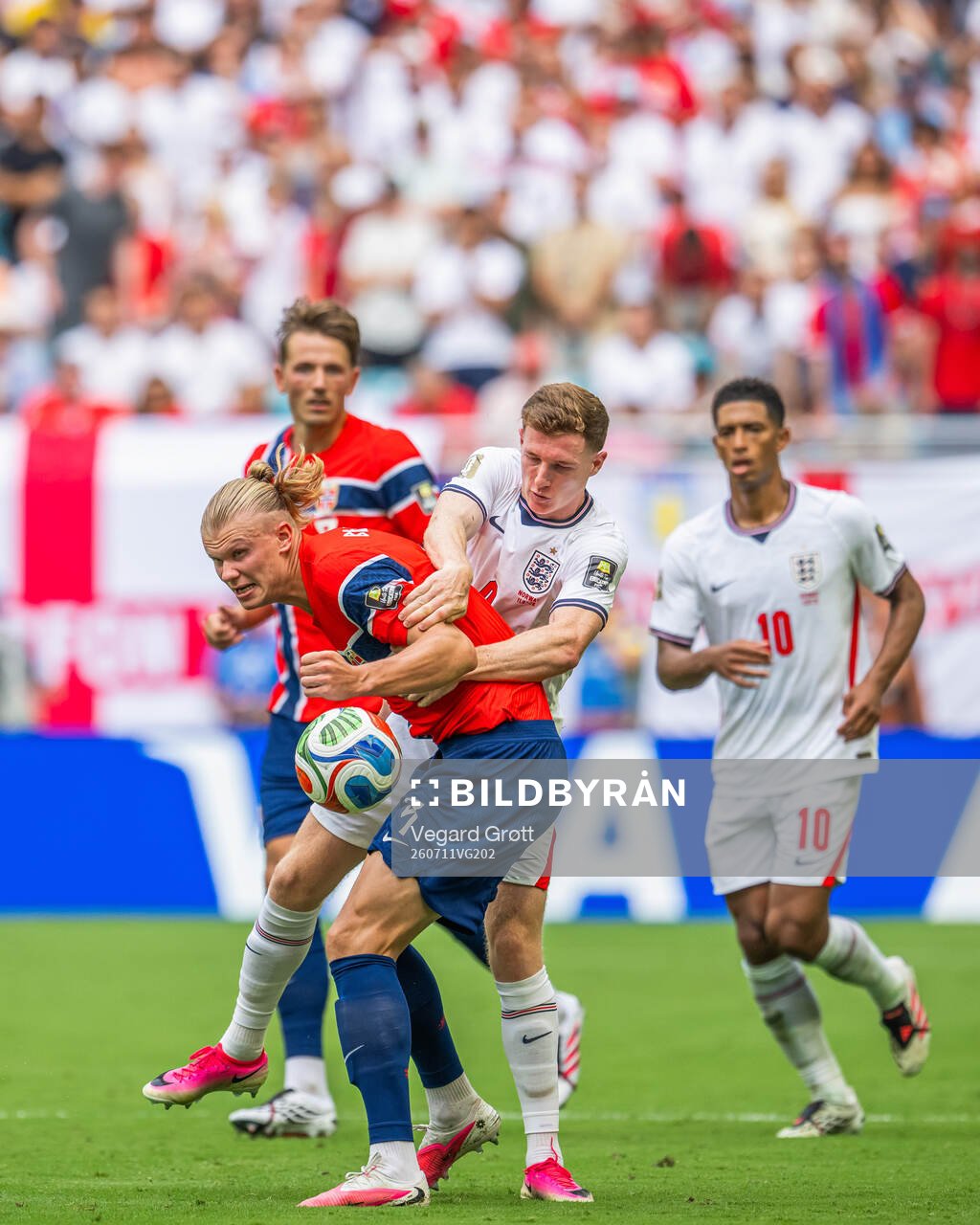 Erling Braut Haaland of Norway and Elliot Anderson of
