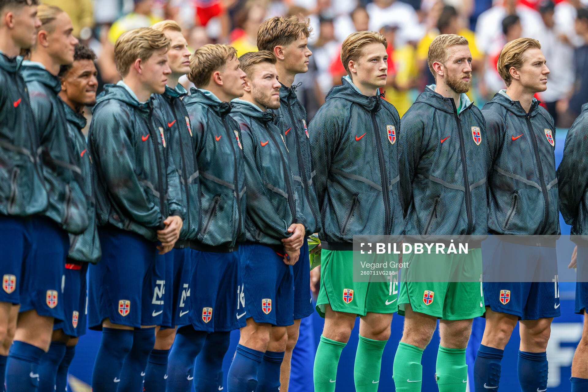 Fredrik André Bjørkan, goalkeeper Sander Tangvik,