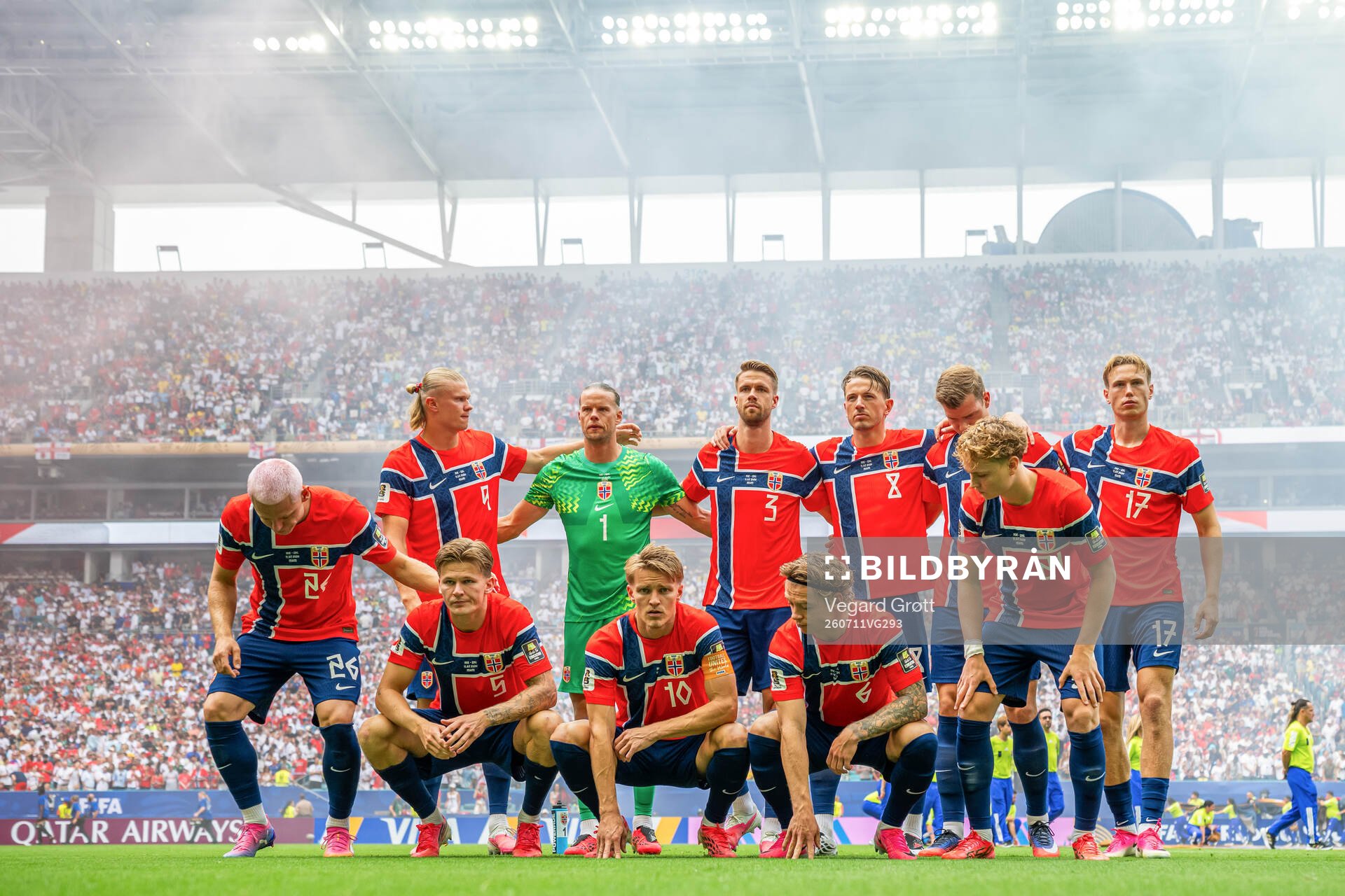 Martin Ødegaard and players of Norway